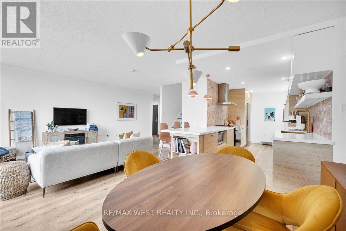 501 - 35 Ormskirk Avenue, Toronto, Ontario  M6S 1A8 - Photo 9 - W12559182