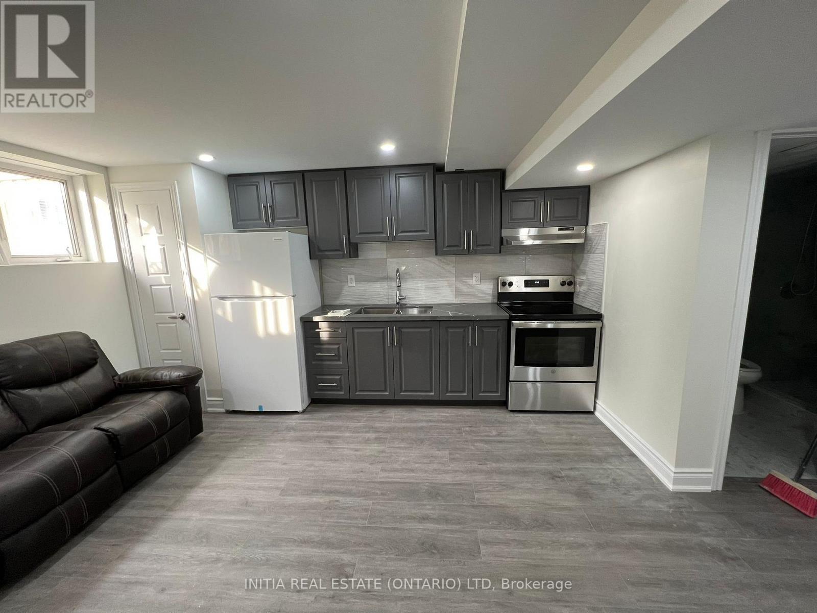 Basement - 772 Magnolia Terrace, Milton, Ontario  L9T 2X5 - Photo 6 - W12768454