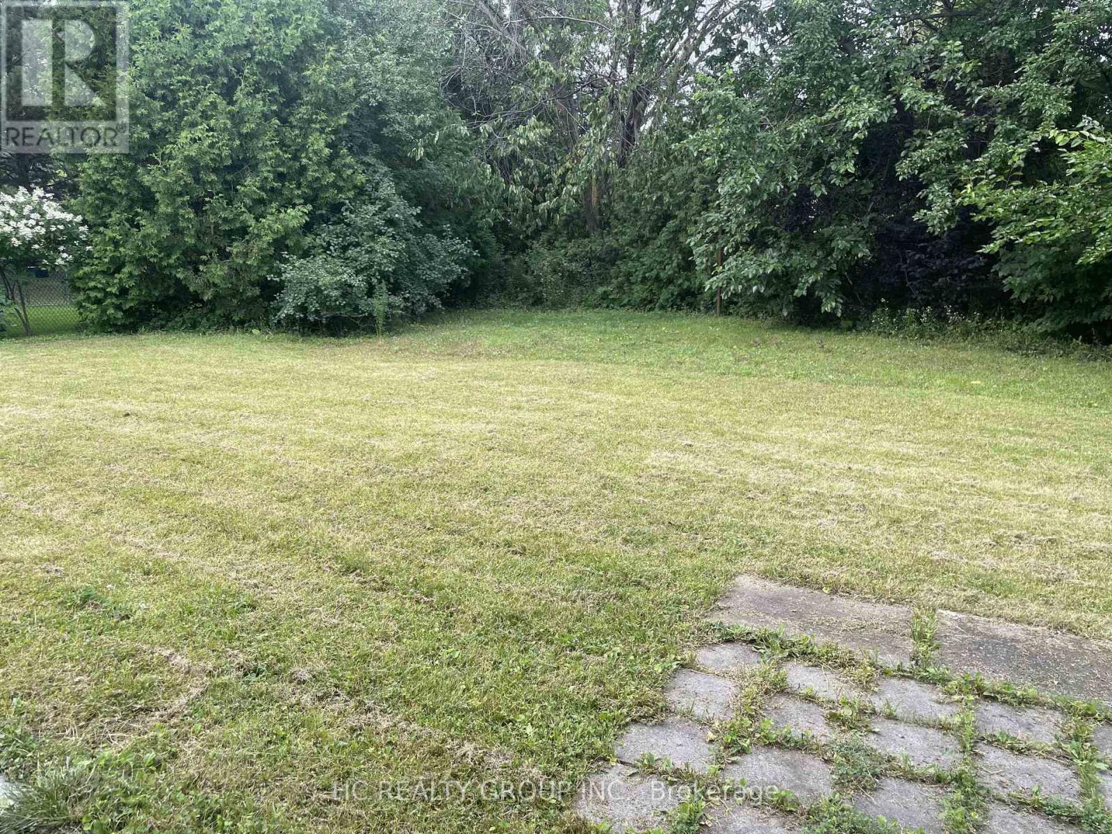 42 Arkona Drive, Toronto, Ontario  M1T 1X3 - Photo 13 - E12768444