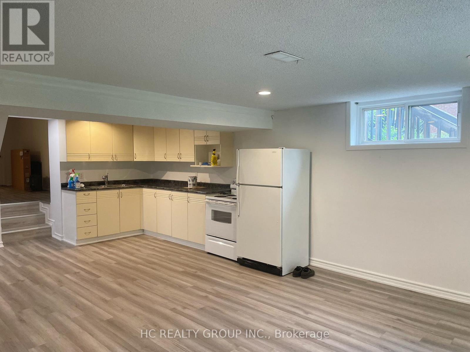 42 Arkona Drive, Toronto, Ontario  M1T 1X3 - Photo 2 - E12768444