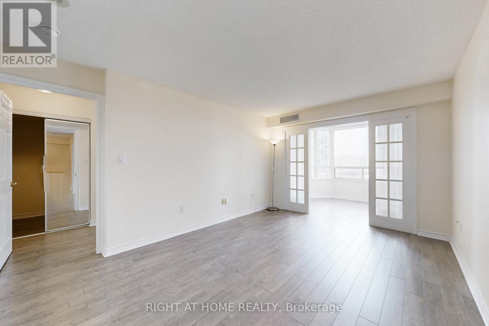608 - 228 Bonis Avenue, Toronto (Tam O'shanter-Sullivan), Ontario  M1T 3W4 - Photo 4 - E12768472