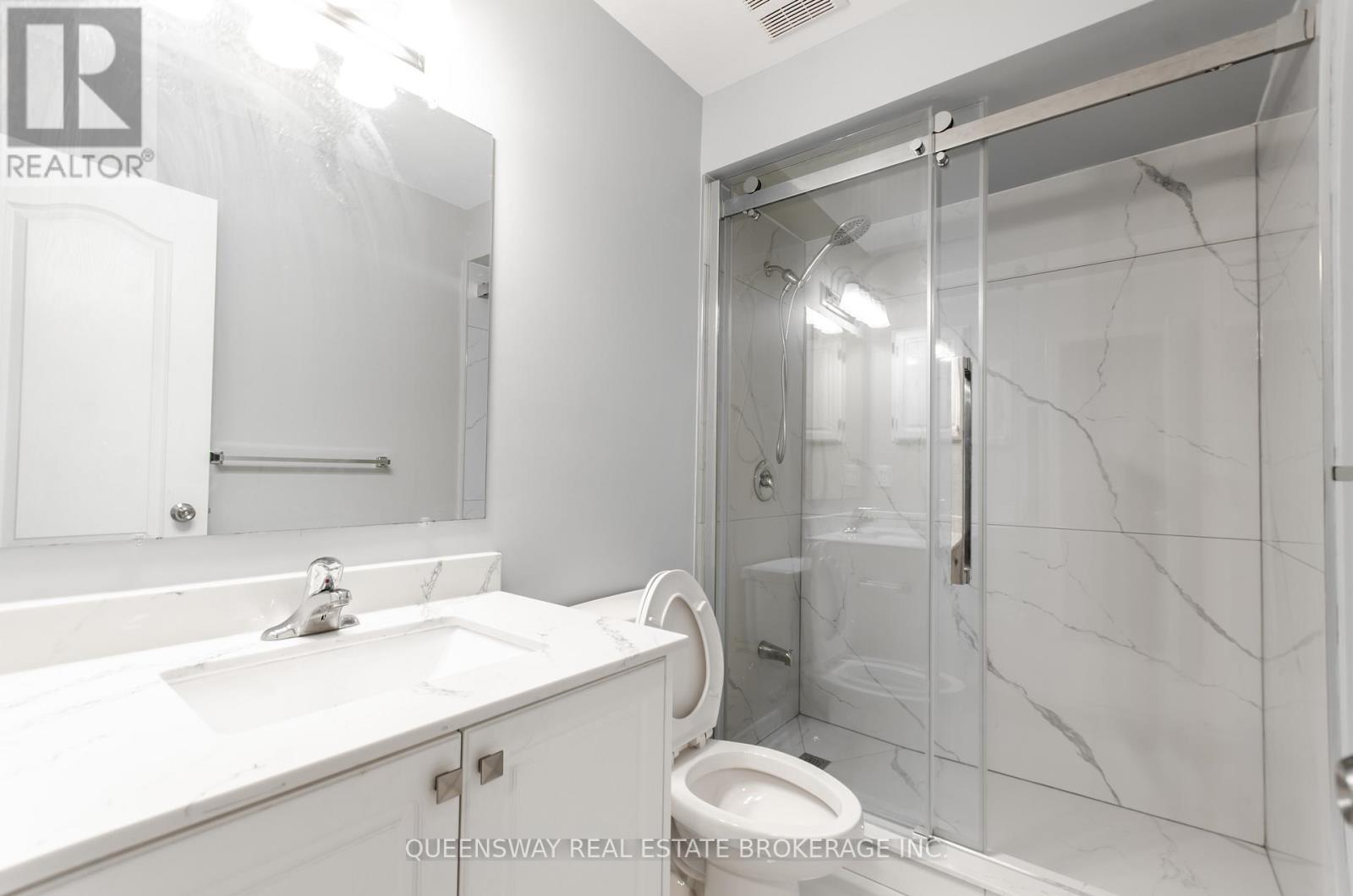 20 Woltner Way, Markham, Ontario  L3R 5Y7 - Photo 9 - N12768448