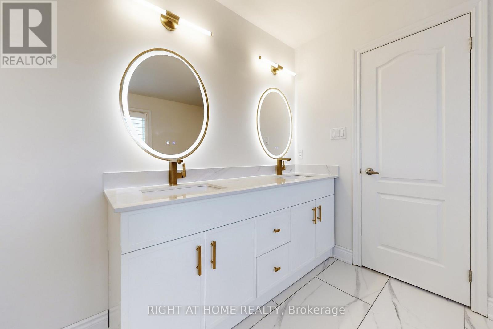 14 Heritage Street, Bradford West Gwillimbury (Bradford), Ontario  L3Z 0X5 - Photo 25 - N12768466