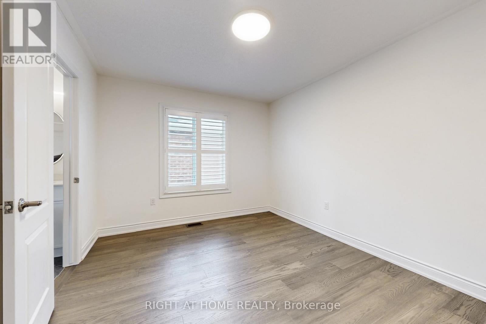 14 Heritage Street, Bradford West Gwillimbury (Bradford), Ontario  L3Z 0X5 - Photo 27 - N12768466