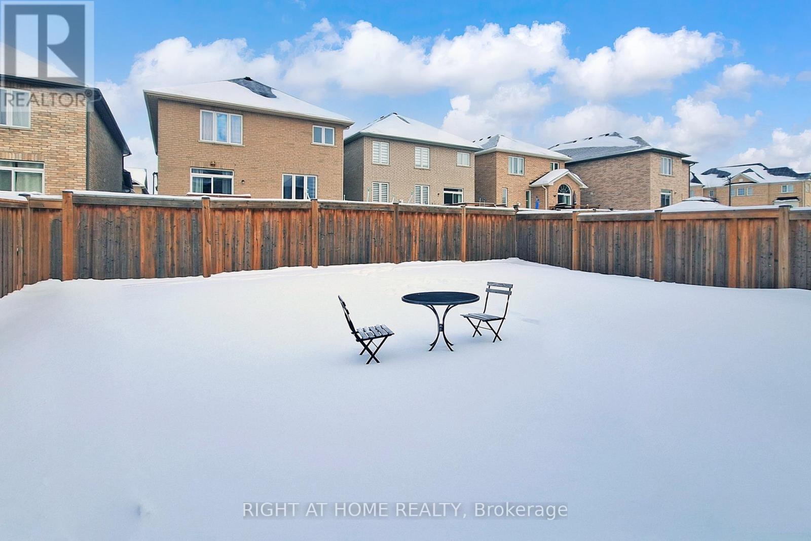 14 Heritage Street, Bradford West Gwillimbury (Bradford), Ontario  L3Z 0X5 - Photo 40 - N12768466