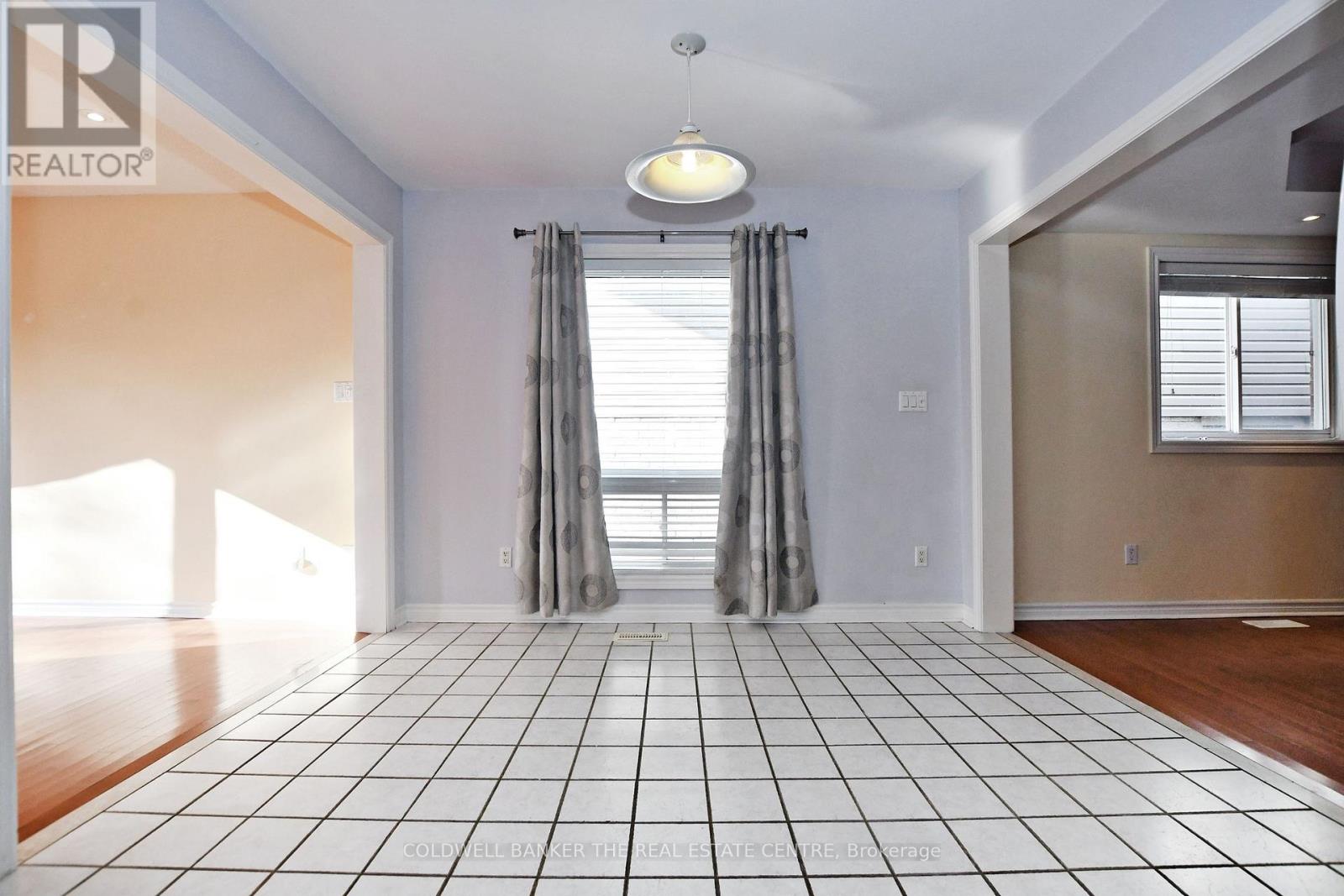 340 Silken Laumann Drive, Newmarket (Stonehaven-Wyndham), Ontario  L3X 2Y5 - Photo 12 - N12768470