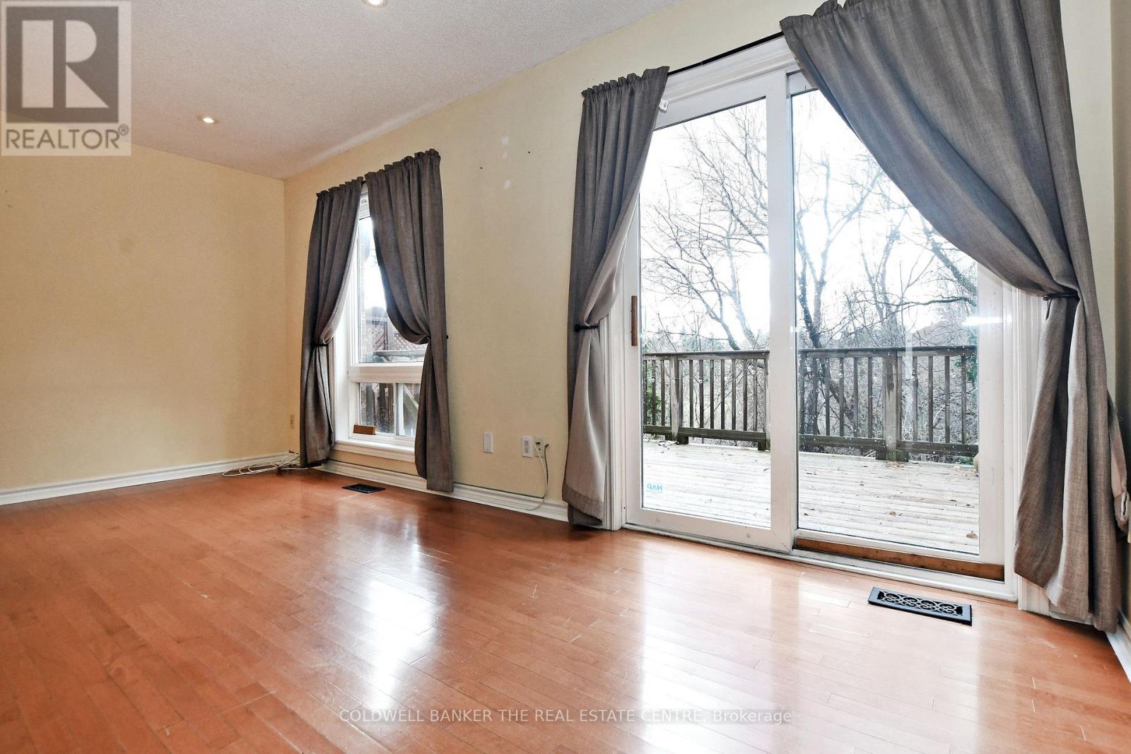 340 Silken Laumann Drive, Newmarket (Stonehaven-Wyndham), Ontario  L3X 2Y5 - Photo 16 - N12768470