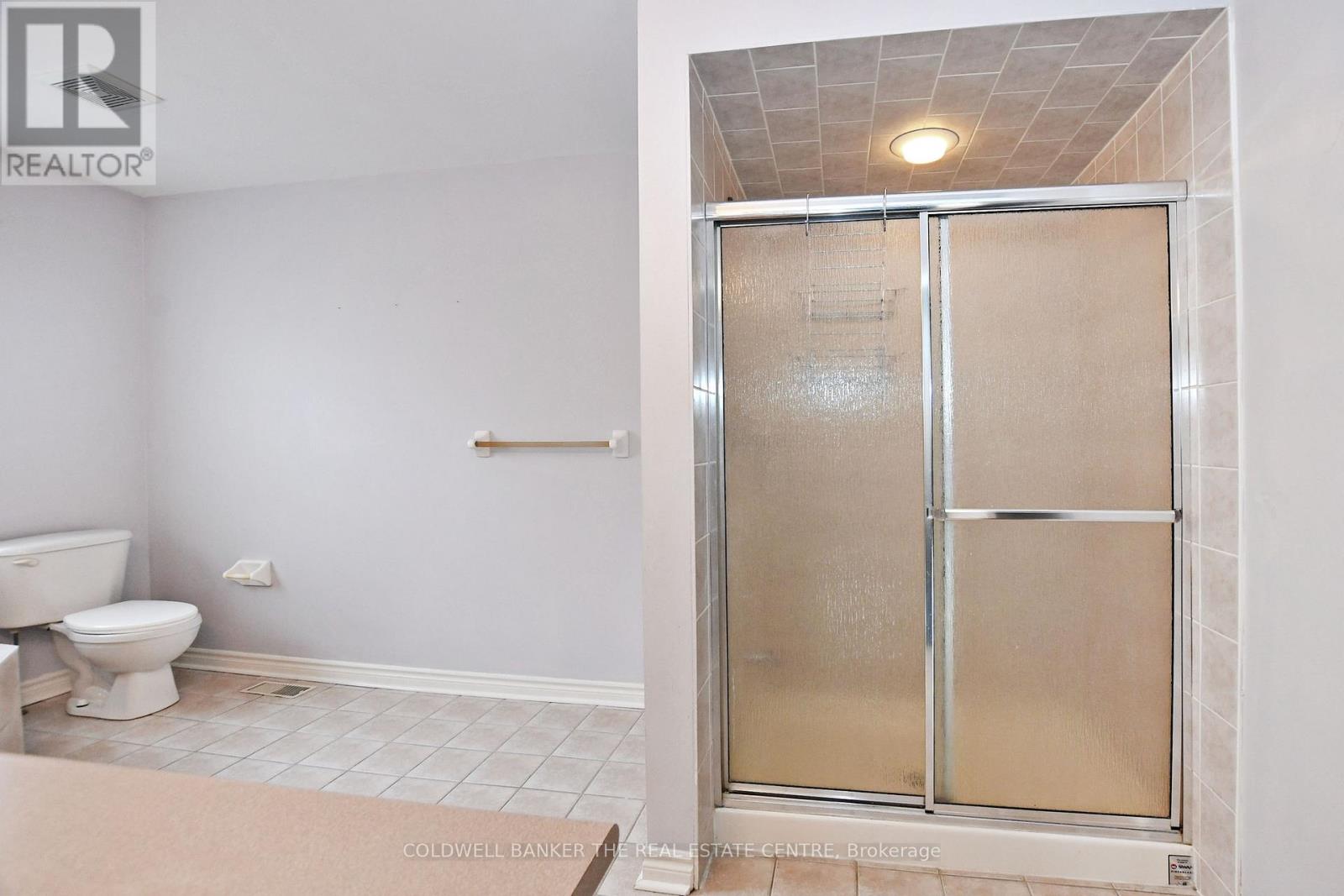 340 Silken Laumann Drive, Newmarket (Stonehaven-Wyndham), Ontario  L3X 2Y5 - Photo 22 - N12768470