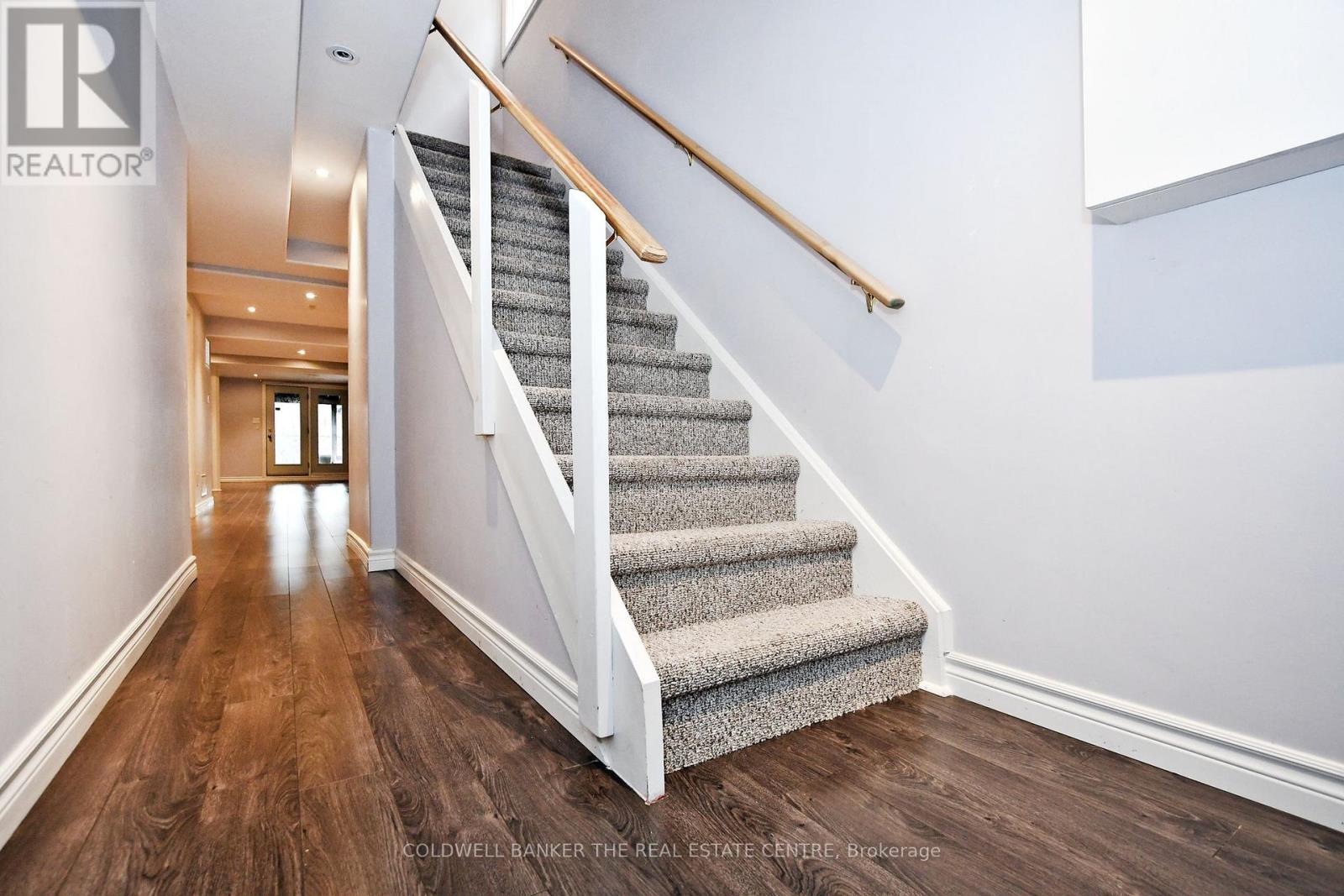 340 Silken Laumann Drive, Newmarket (Stonehaven-Wyndham), Ontario  L3X 2Y5 - Photo 29 - N12768470