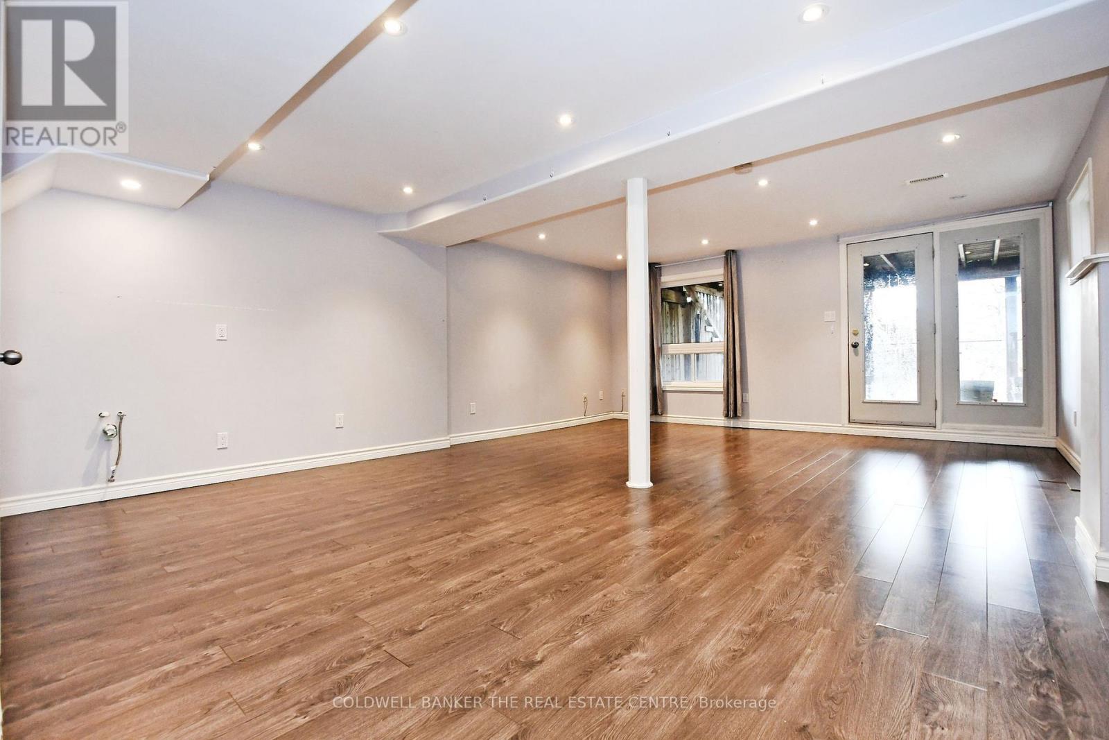 340 Silken Laumann Drive, Newmarket (Stonehaven-Wyndham), Ontario  L3X 2Y5 - Photo 33 - N12768470