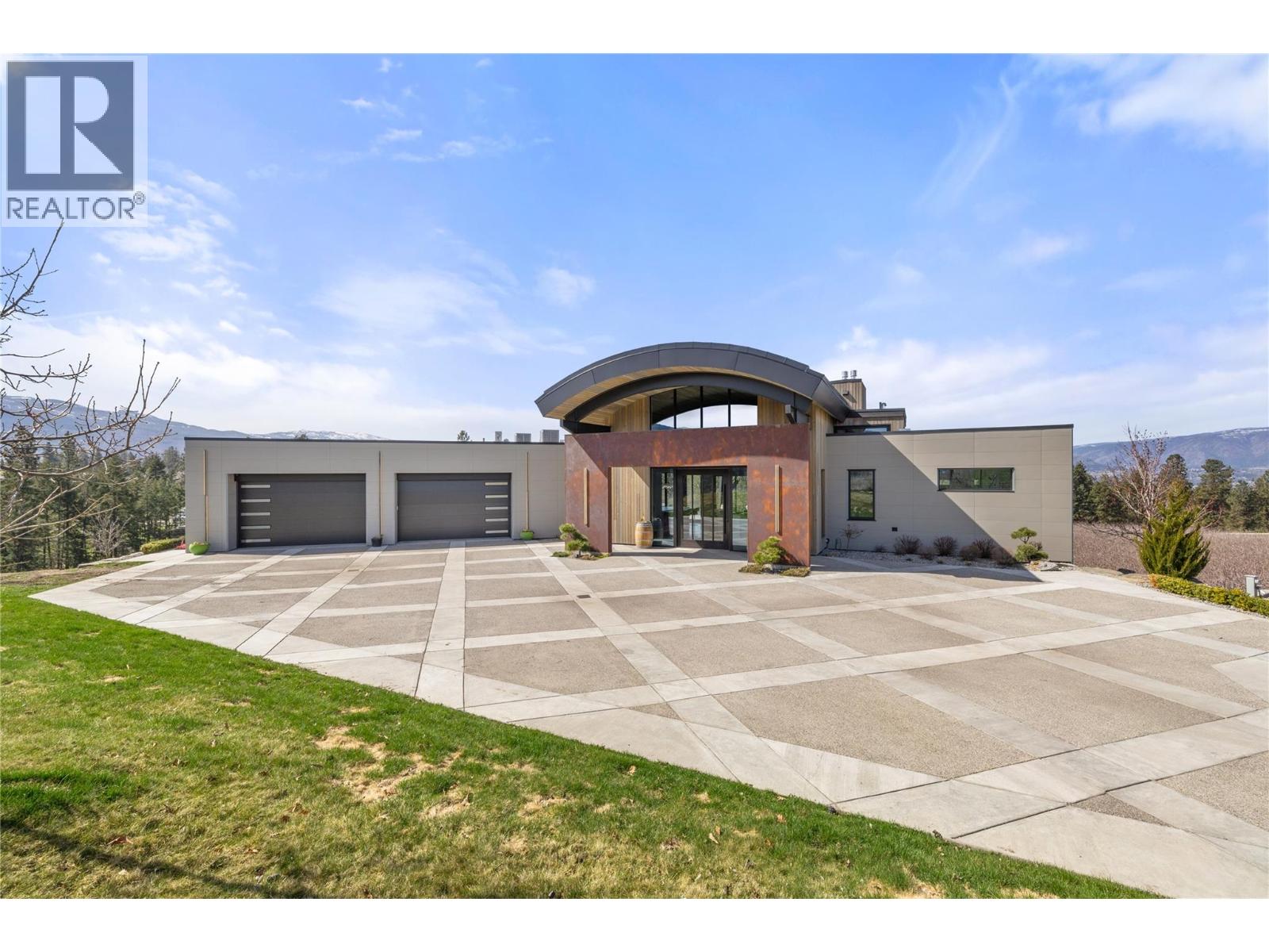 4275 Todd Road, Kelowna, British Columbia  V1W 4B8 - Photo 4 - 10342353