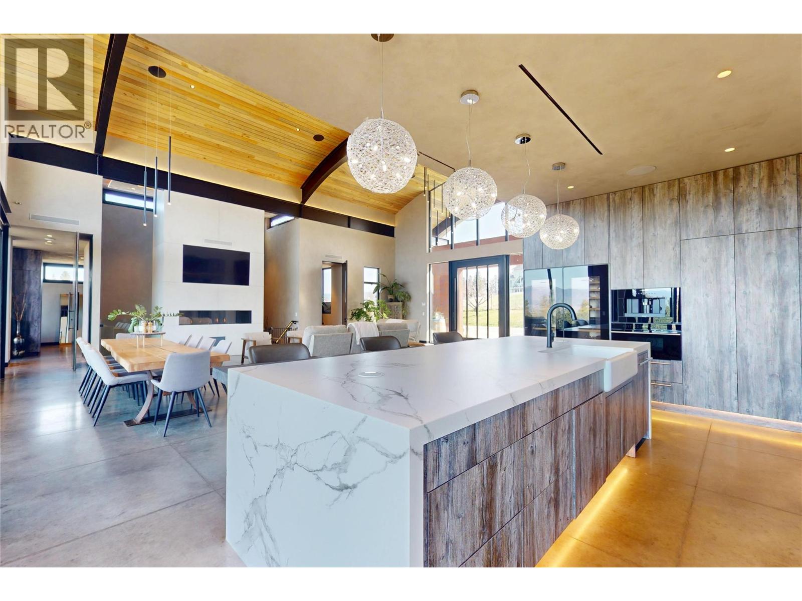 4275 Todd Road, Kelowna, British Columbia  V1W 4B8 - Photo 30 - 10342353