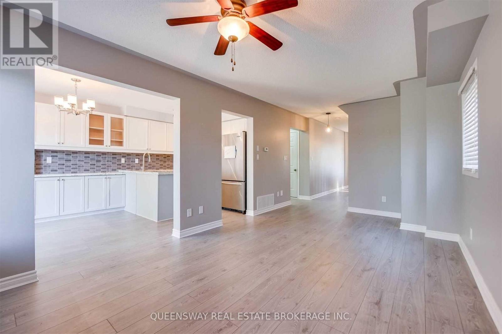 20 Hesketh Court, Caledon, Ontario  L7C 1C6 - Photo 7 - W12768452