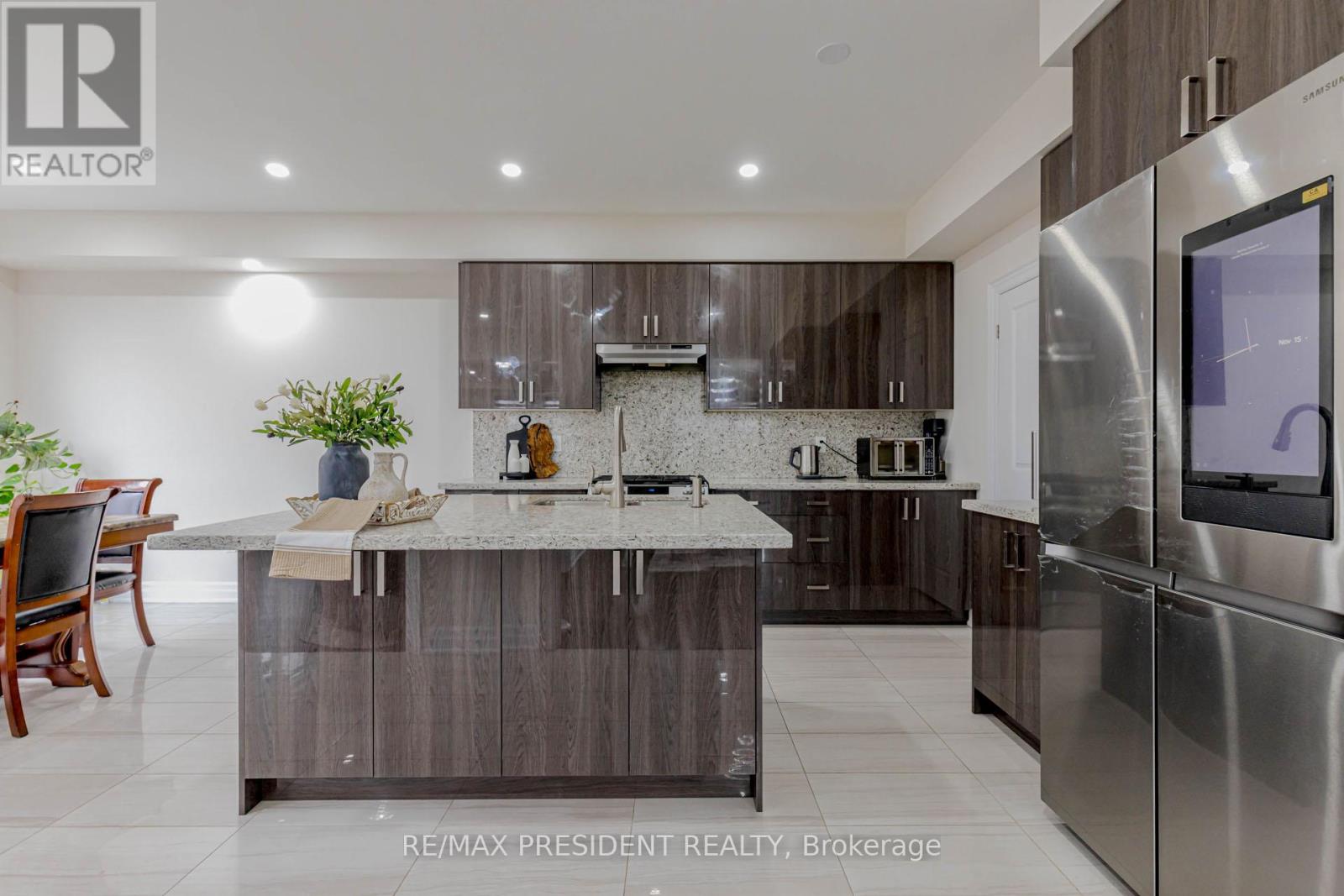 2 Vincena Road, Caledon, Ontario  L7C 4M5 - Photo 13 - W12768462