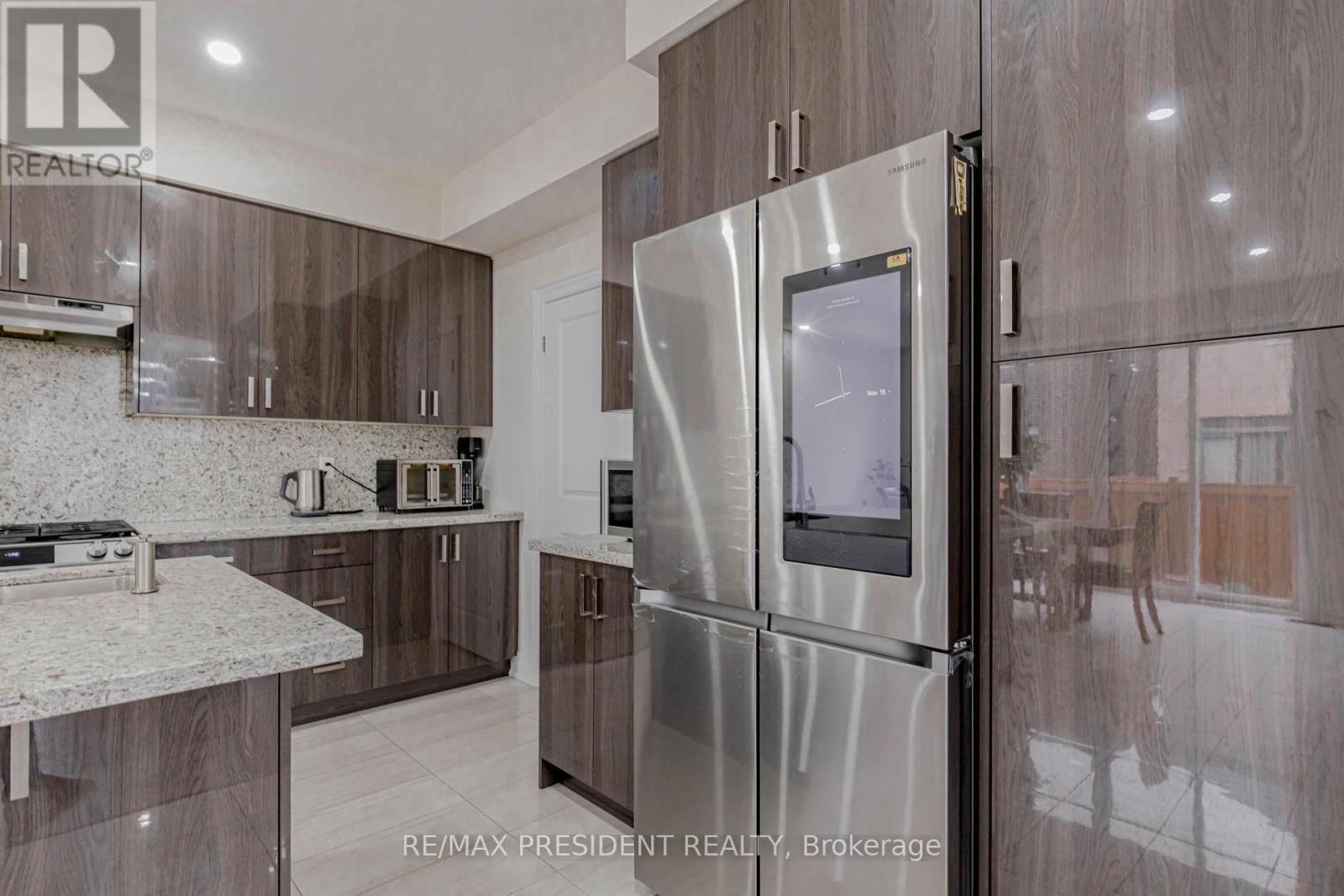 2 Vincena Road, Caledon, Ontario  L7C 4M5 - Photo 15 - W12768462