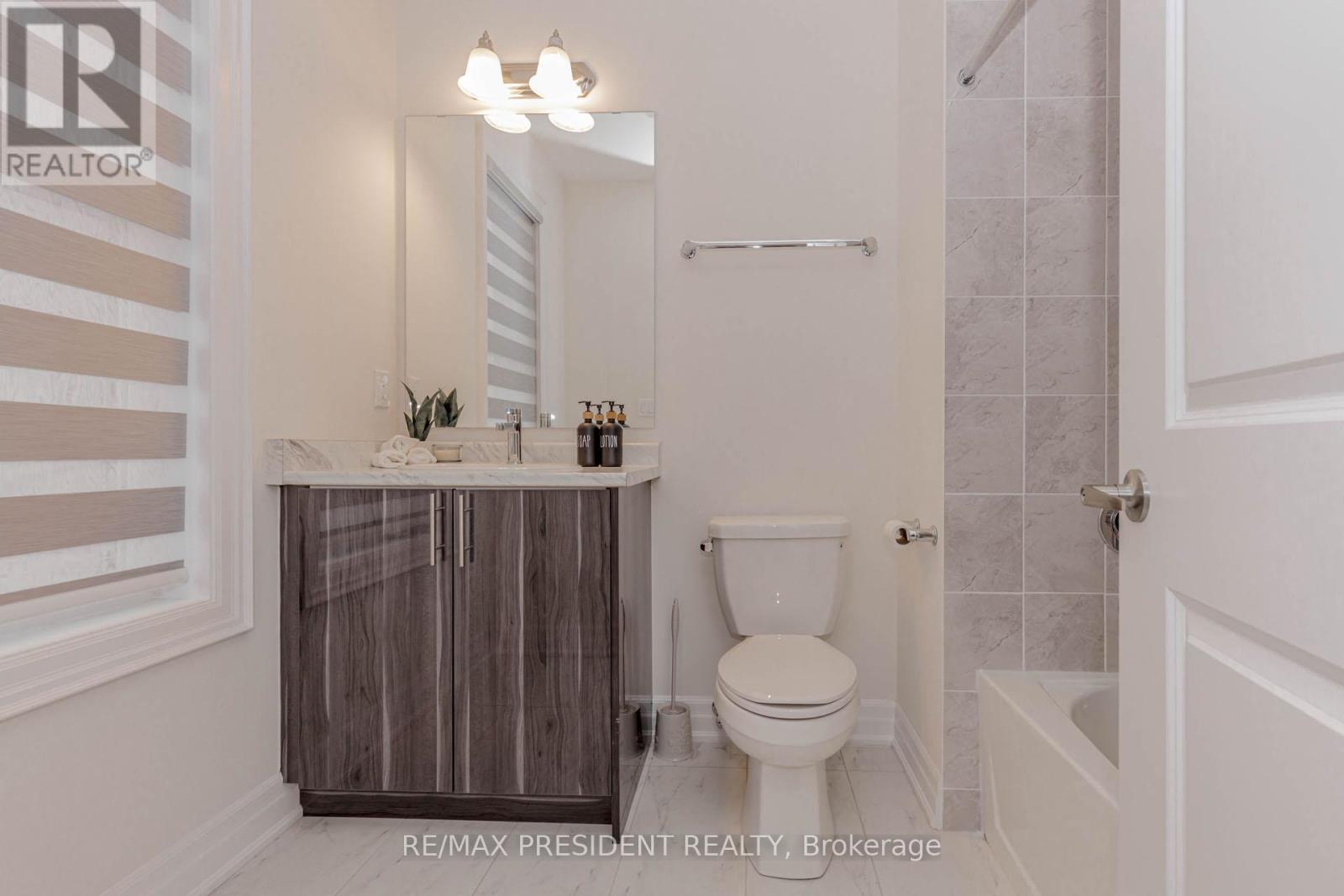 2 Vincena Road, Caledon, Ontario  L7C 4M5 - Photo 39 - W12768462