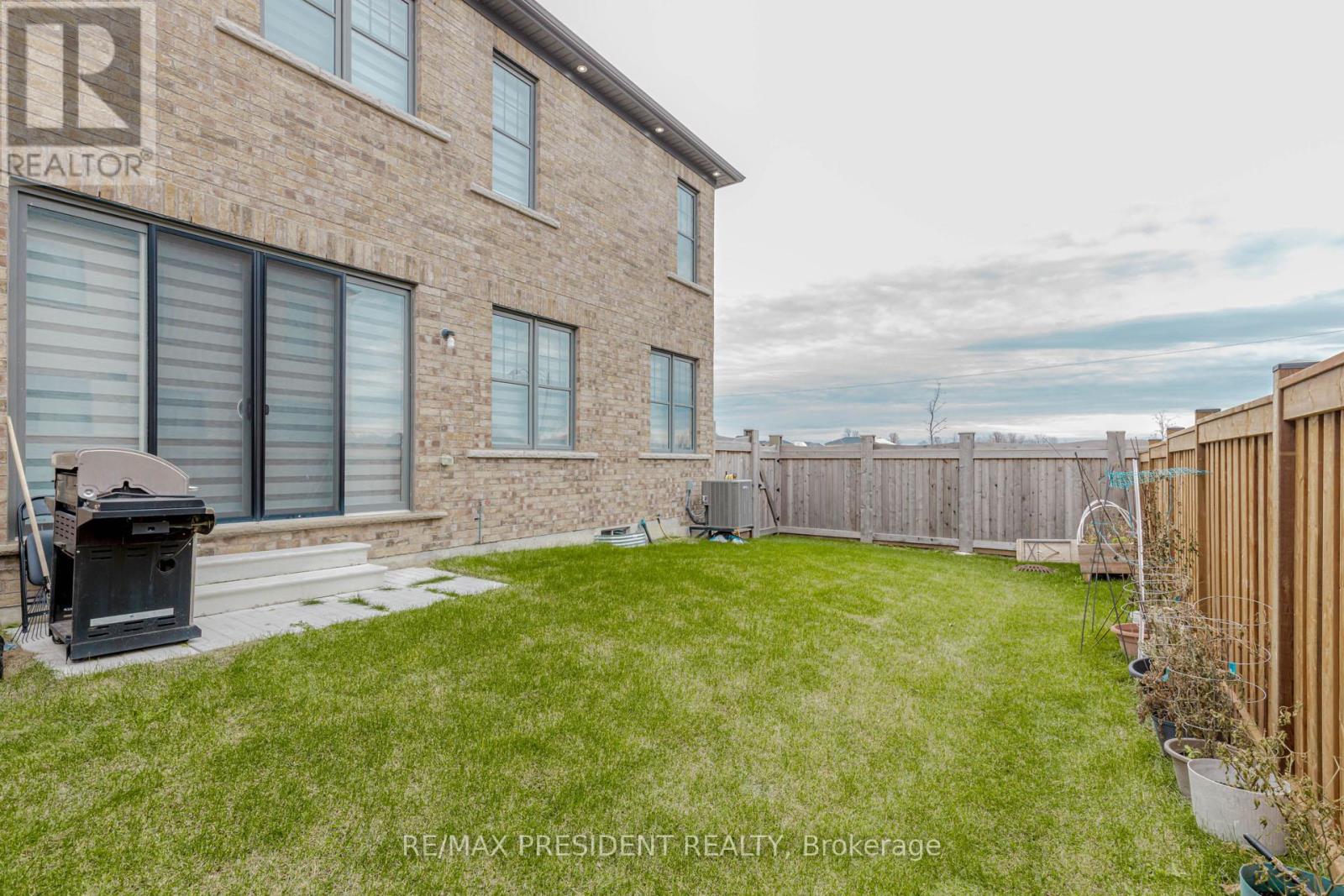 2 Vincena Road, Caledon, Ontario  L7C 4M5 - Photo 41 - W12768462