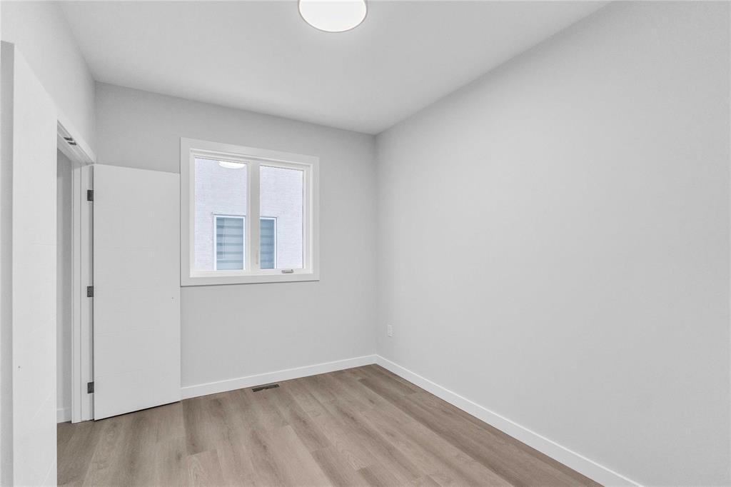 97 Cheema Drive, Winnipeg, Manitoba  R2R 3A9 - Photo 6 - 202602224