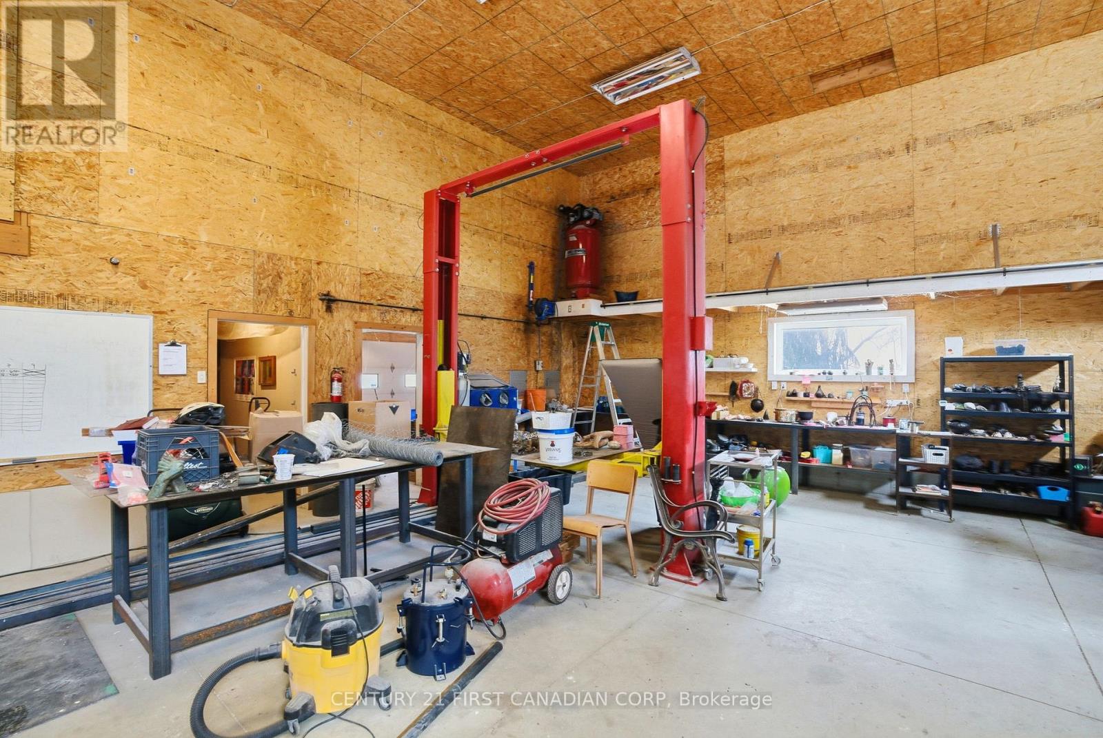 7641 Lakeshore Road, Lambton Shores, Ontario  N0N 1J0 - Photo 34 - X12765188