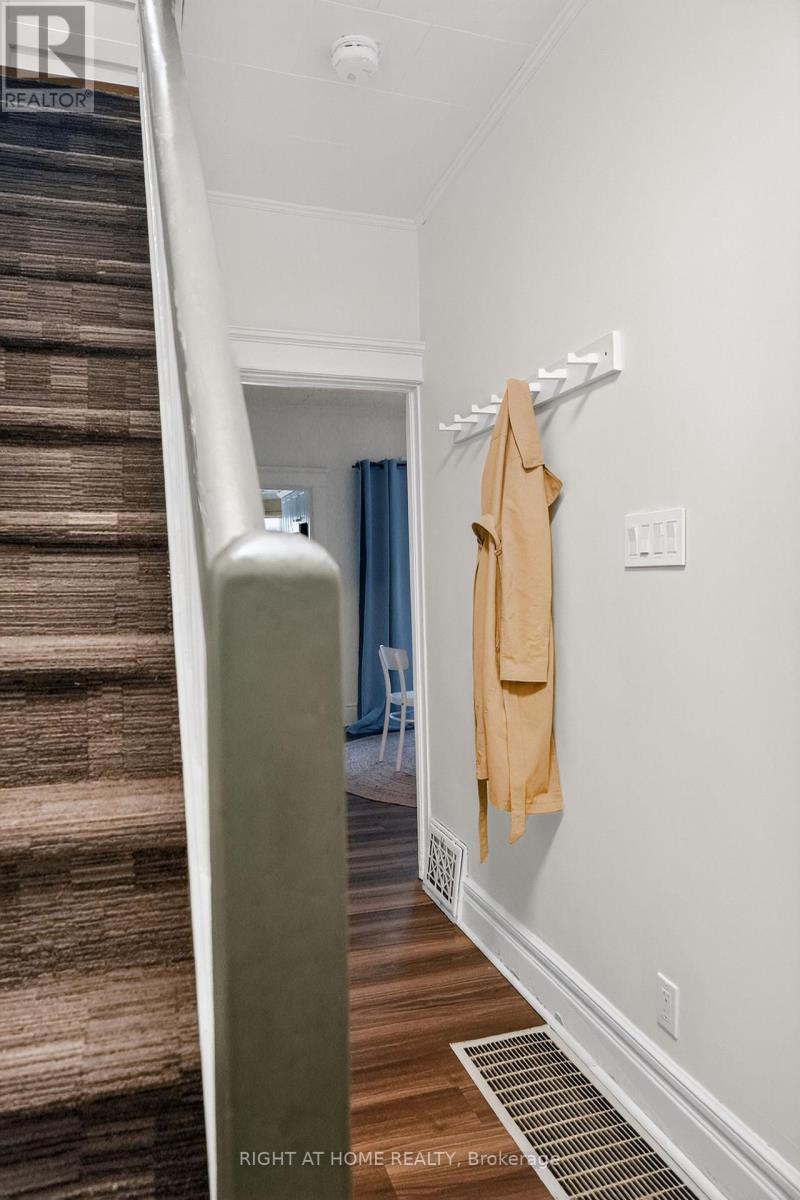 796 Kingston Road, Toronto, Ontario  M4E 1R7 - Photo 5 - E12690918