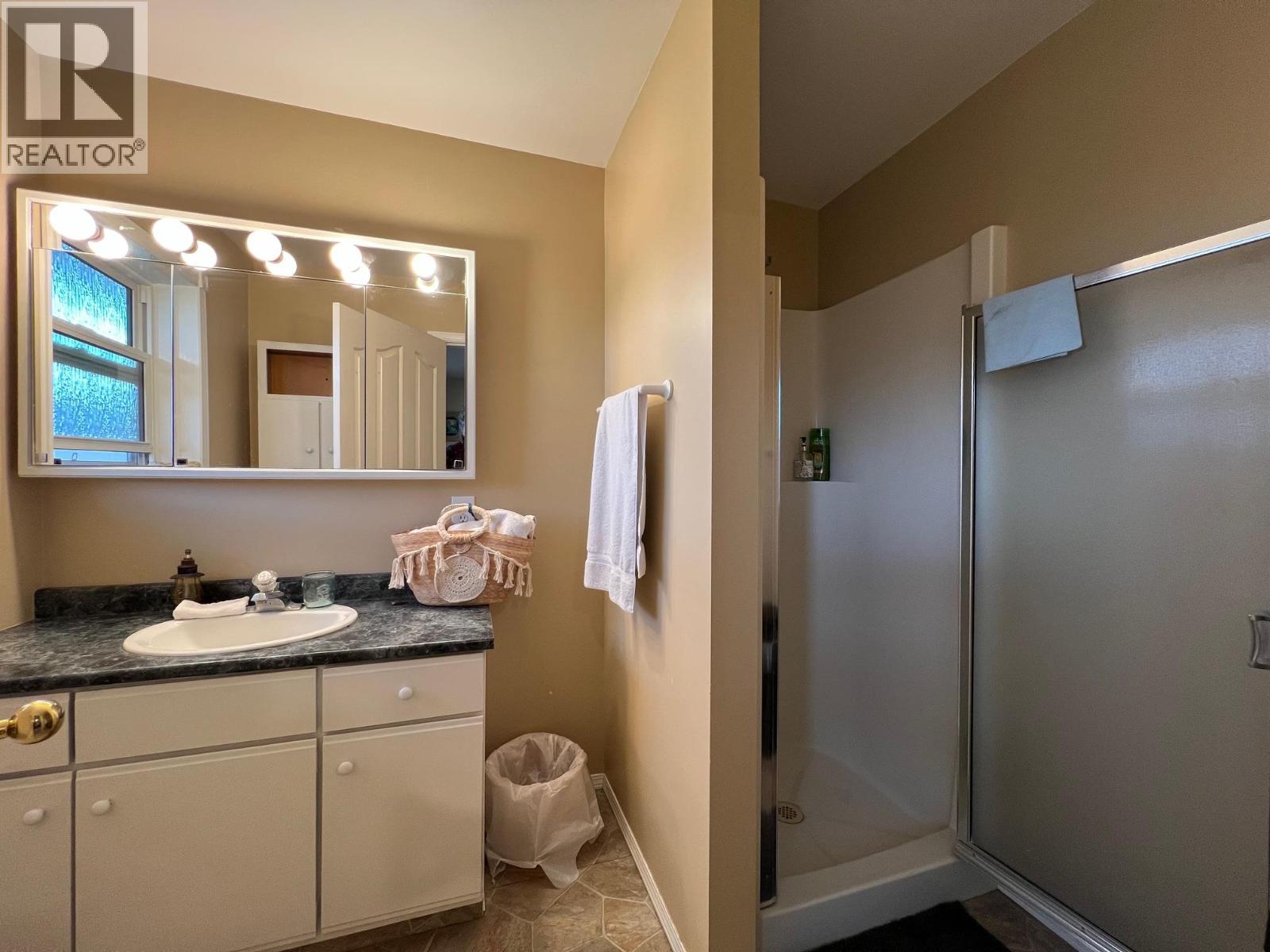 636 6th Avenue, Vernon, British Columbia  V1H 1Z1 - Photo 14 - 10374550