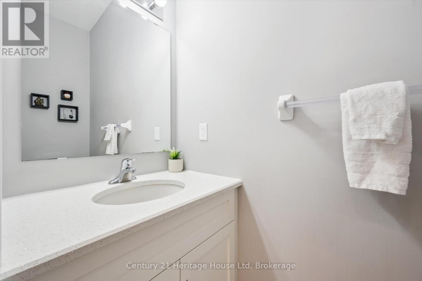 184 Macalister Boulevard, Guelph, Ontario  N1G 0G8 - Photo 20 - X12768494