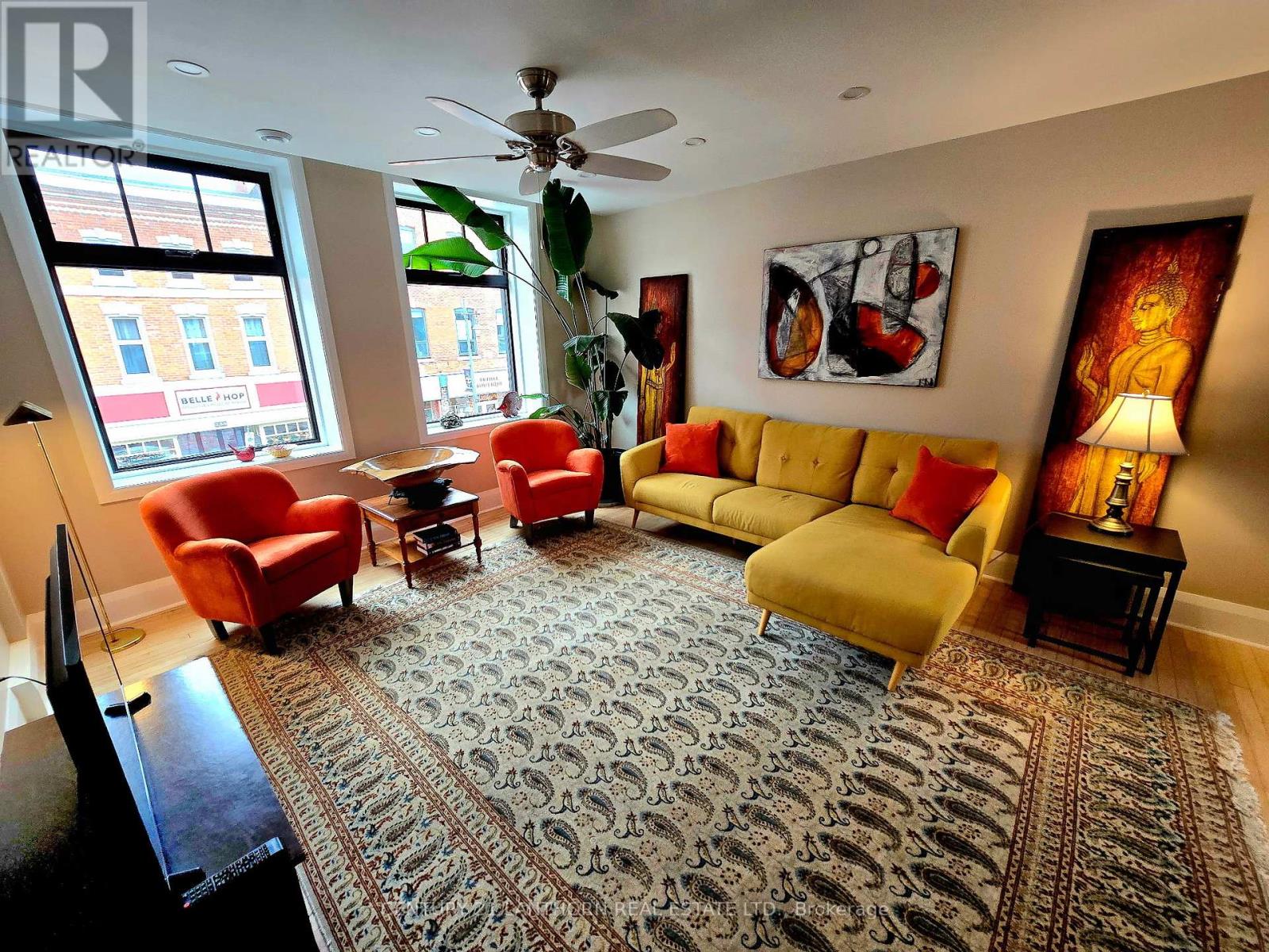 203 - 266 FRONT STREET, Belleville, Ontario