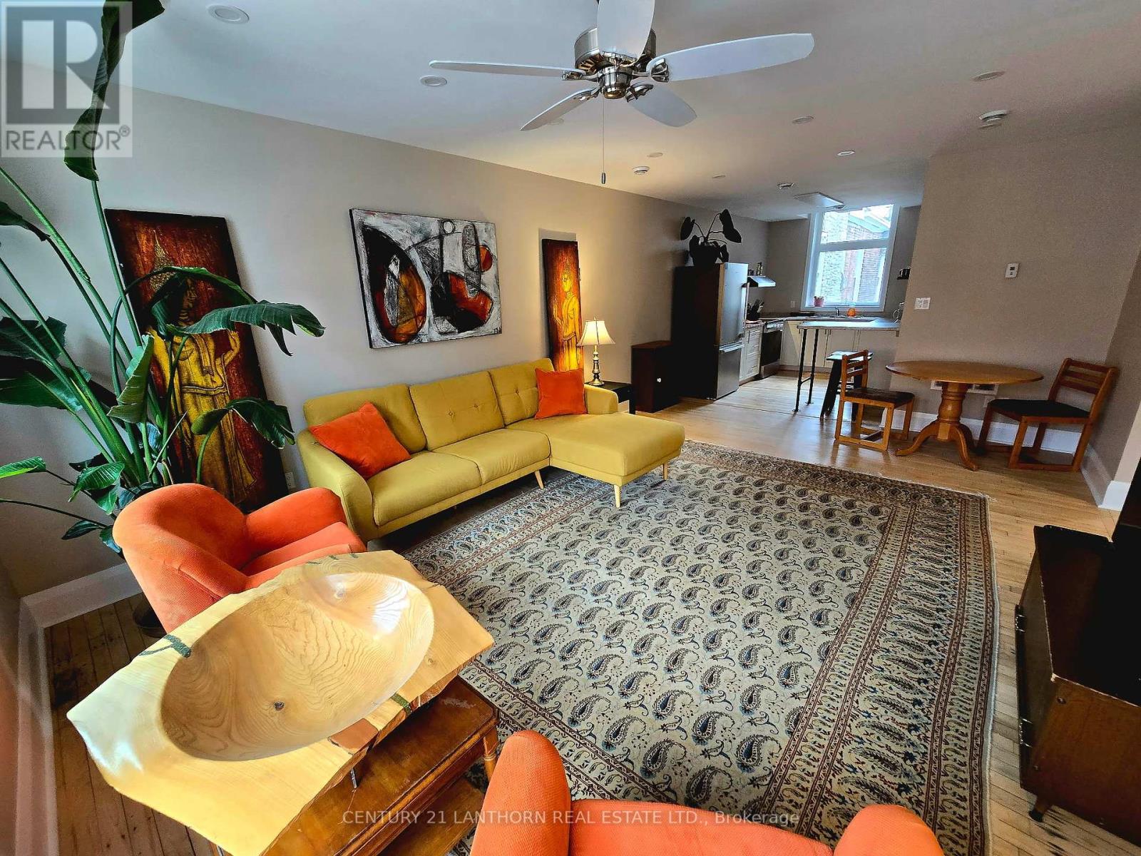 203 - 266 Front Street, Belleville, Ontario  K8N 2Z2 - Photo 3 - X12768490