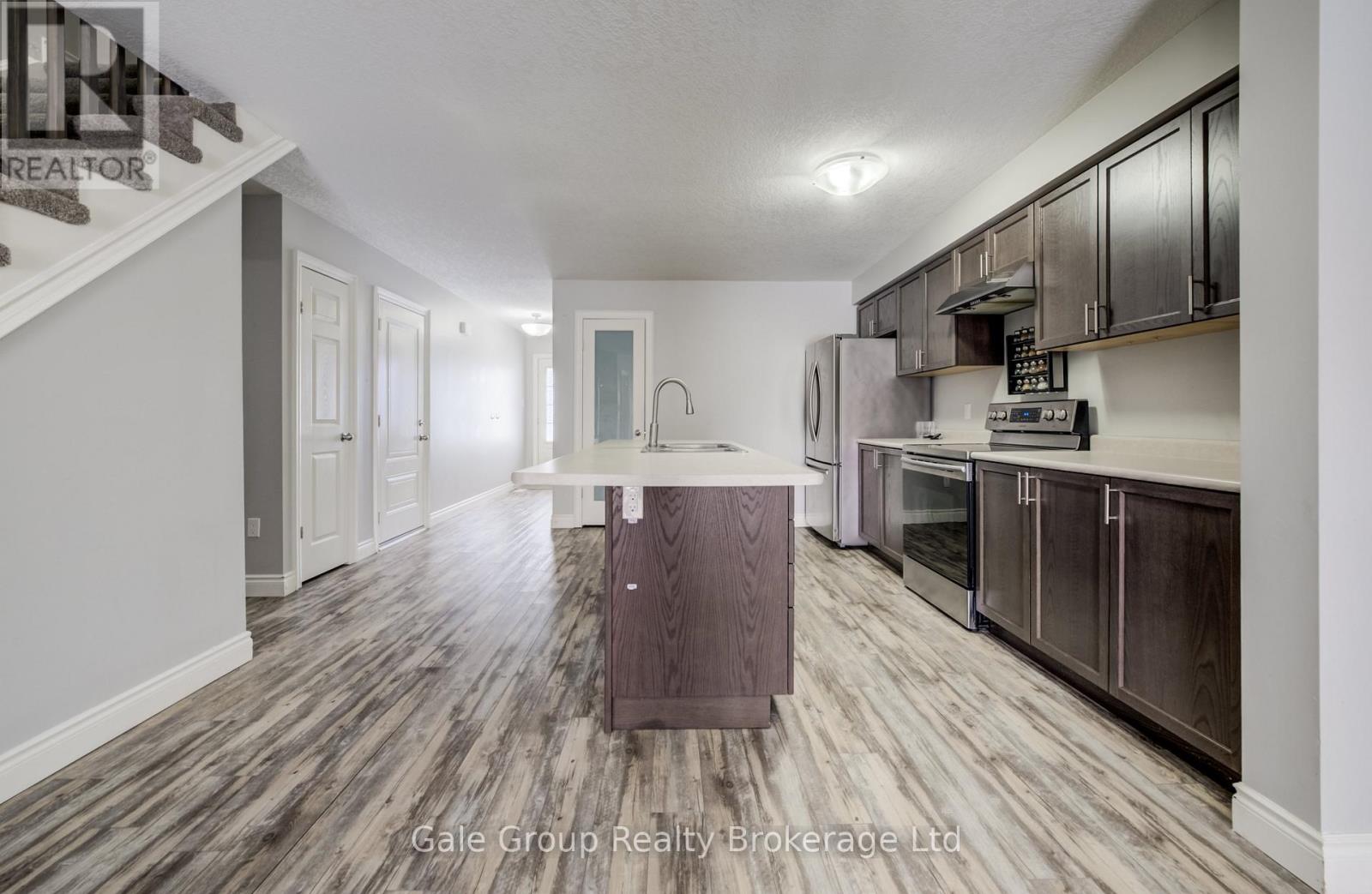 3 - 1 Chamberlain Street S, Ingersoll, Ontario  N5C 0C7 - Photo 8 - X12768526