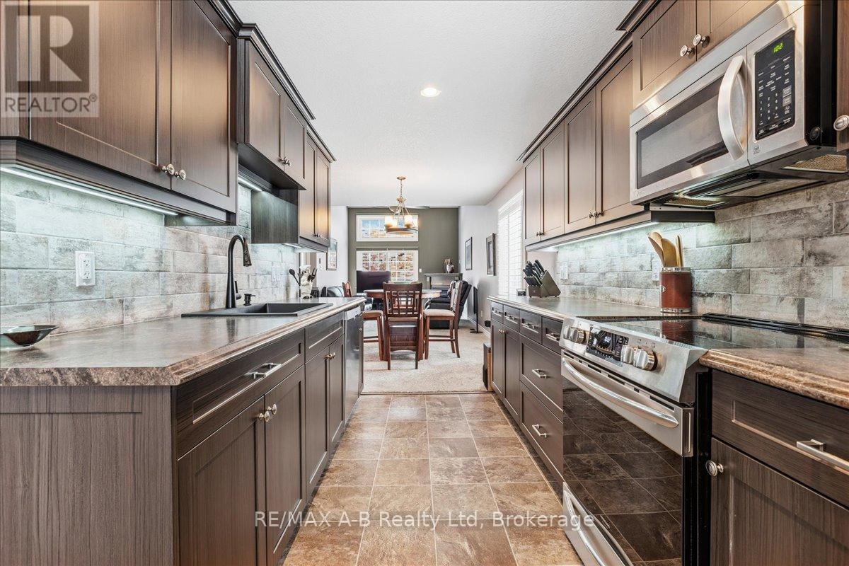 238 - 50 Galt Road, Stratford, Ontario  N5A 0B2 - Photo 9 - X12768500