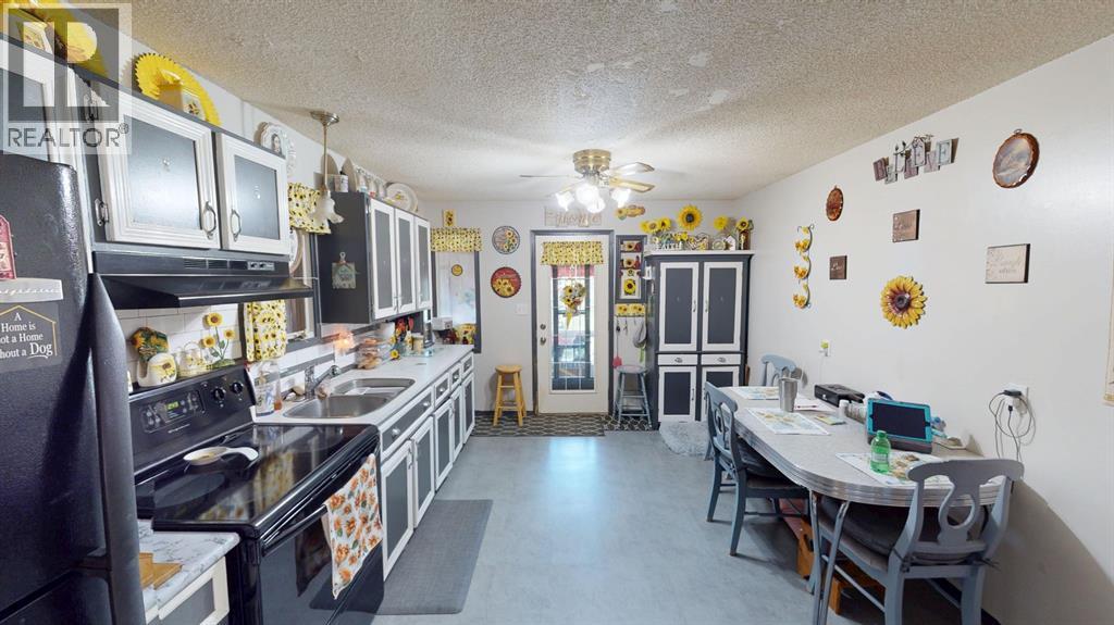 219 181043 Hwy 550 Drive, Rural Newell, Alberta  T0J 0B0 - Photo 8 - A2279602