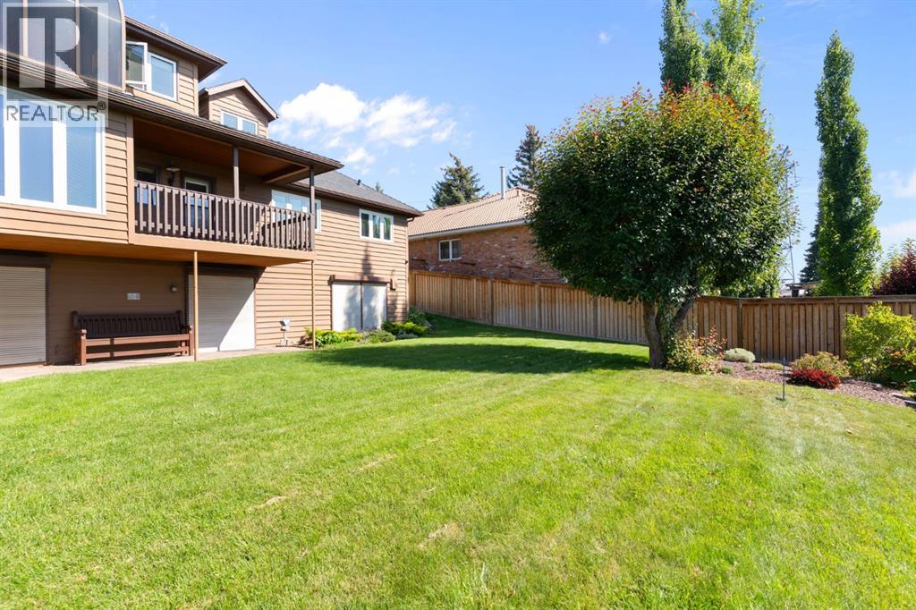 39 Coach Gate Way Sw, Calgary, Alberta  T3H 1L7 - Photo 45 - A2284475