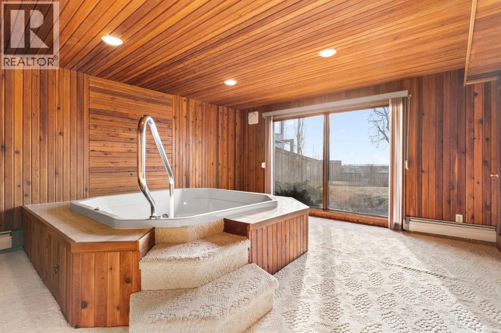 39 Coach Gate Way Sw, Calgary, Alberta  T3H 1L7 - Photo 35 - A2284475