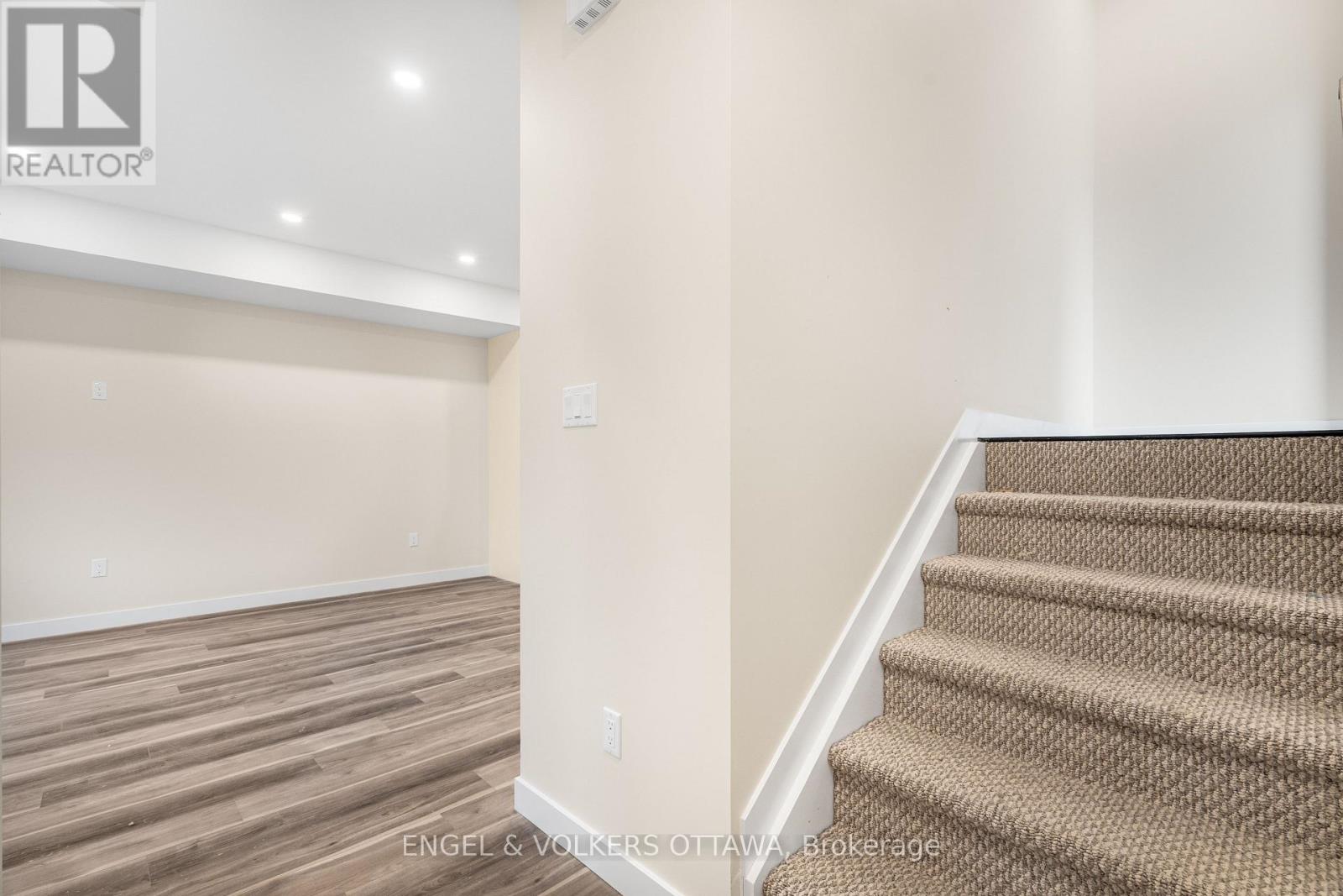 C - 193 Hopewell Avenue, Ottawa, Ontario  K1S 2Z4 - Photo 3 - X12768534