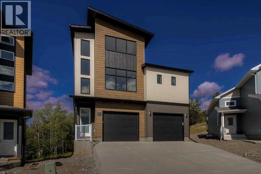 8603 25 Avenue, Coleman, Alberta