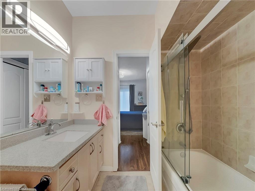 566 Southridge Drive Unit# 15, Hamilton, Ontario  L9C 7W5 - Photo 20 - 40803270