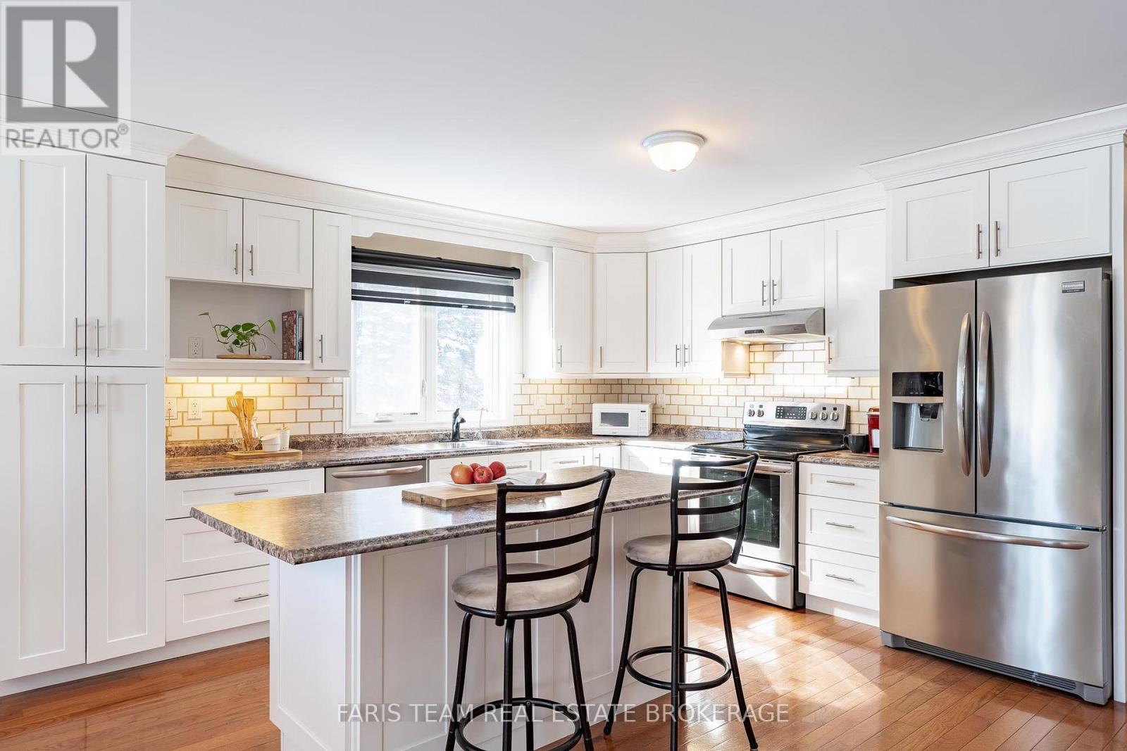 360 Concession Road 6 E, Tiny, Ontario  L0L 2T0 - Photo 6 - S12768502