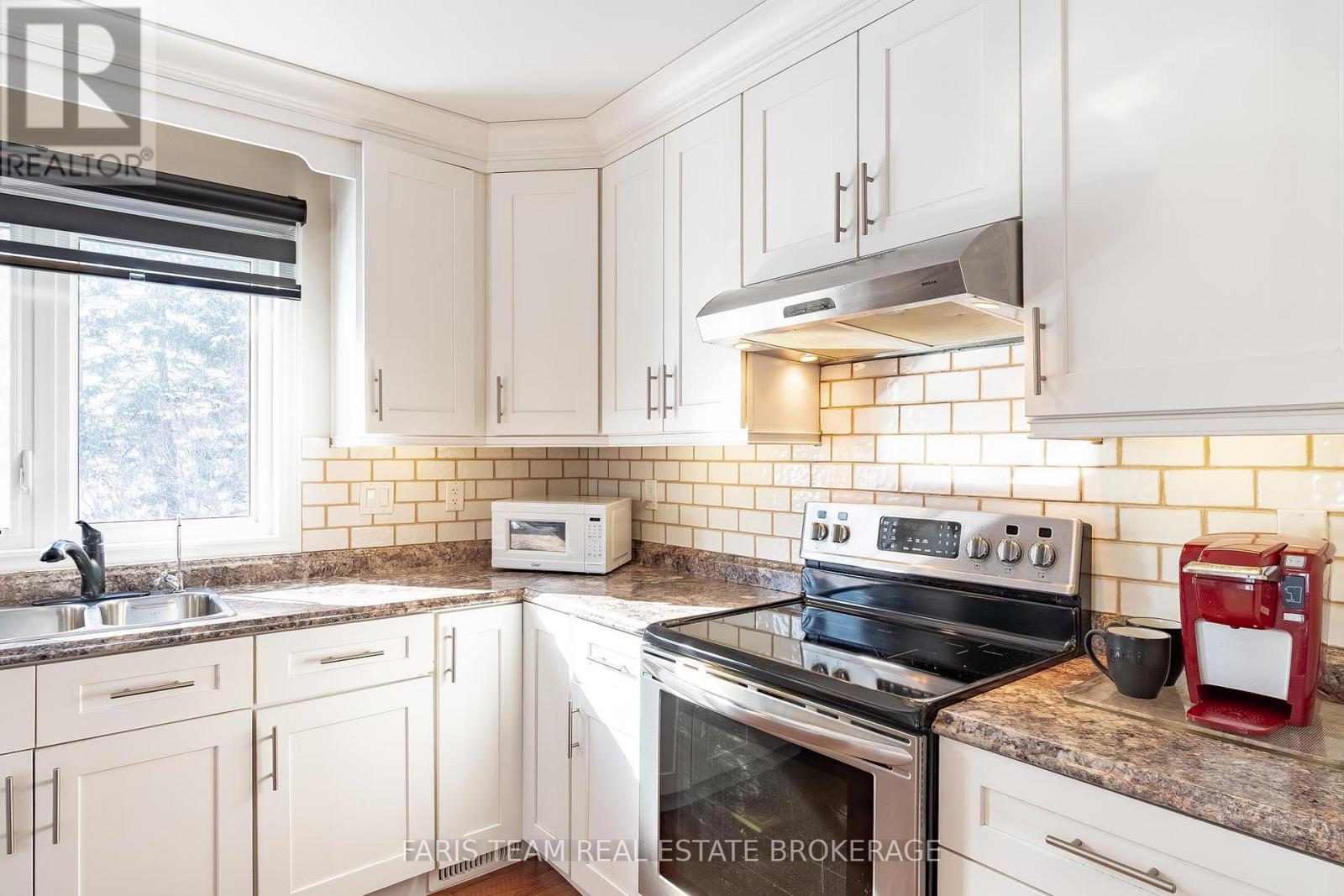 360 Concession Road 6 E, Tiny, Ontario  L0L 2T0 - Photo 8 - S12768502