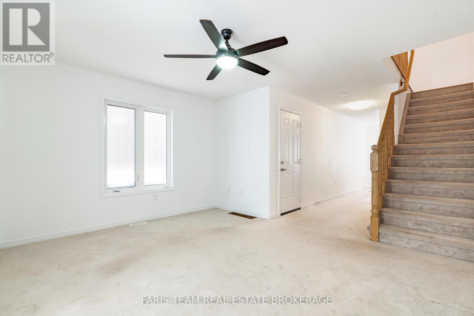 19 Frank's Way, Barrie, Ontario  L4N 3J1 - Photo 12 - S12768532