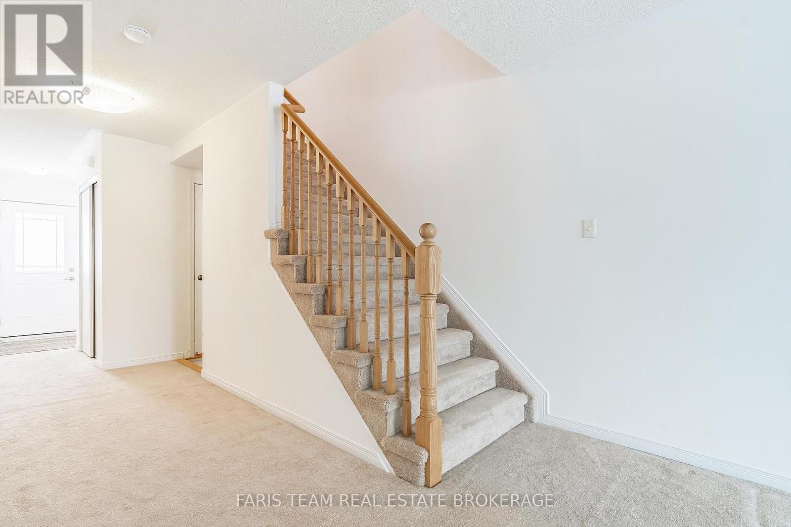 19 Frank's Way, Barrie, Ontario  L4N 3J1 - Photo 18 - S12768532