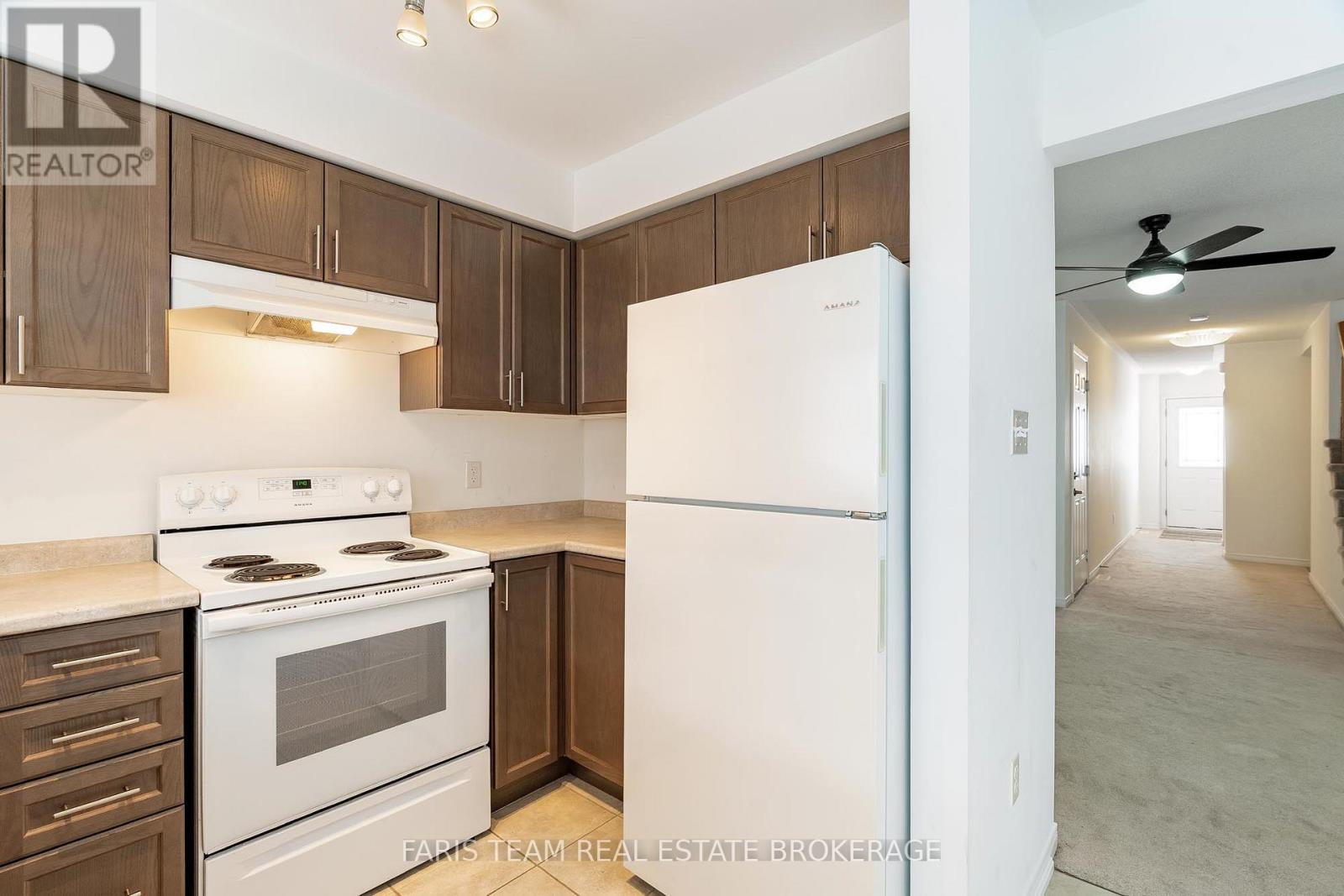 19 Frank's Way, Barrie, Ontario  L4N 3J1 - Photo 6 - S12768532