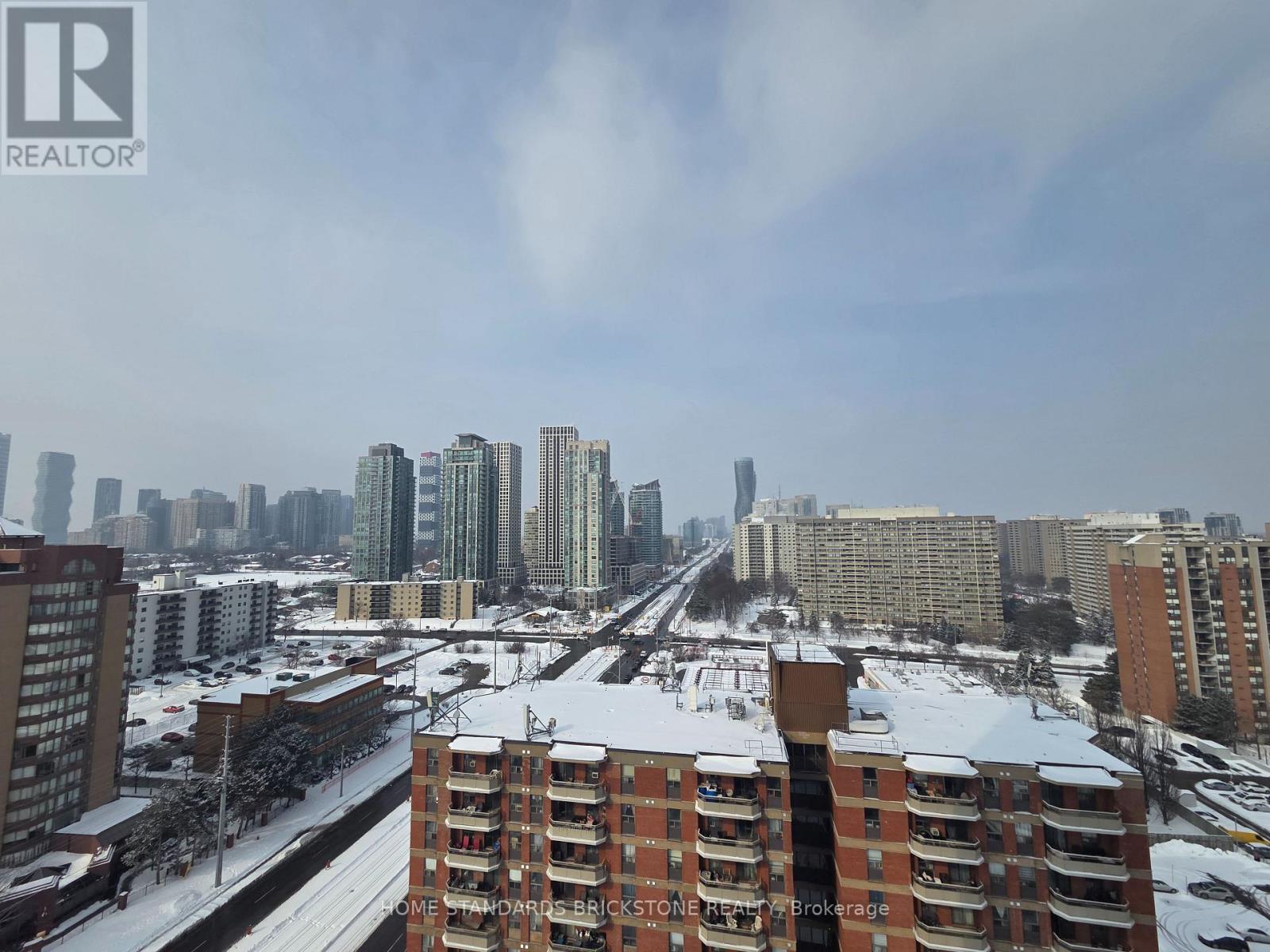 1507 - 1 Fairview Road E, Mississauga (Mississauga Valleys), Ontario  L5A 4C6 - Photo 8 - W12768514