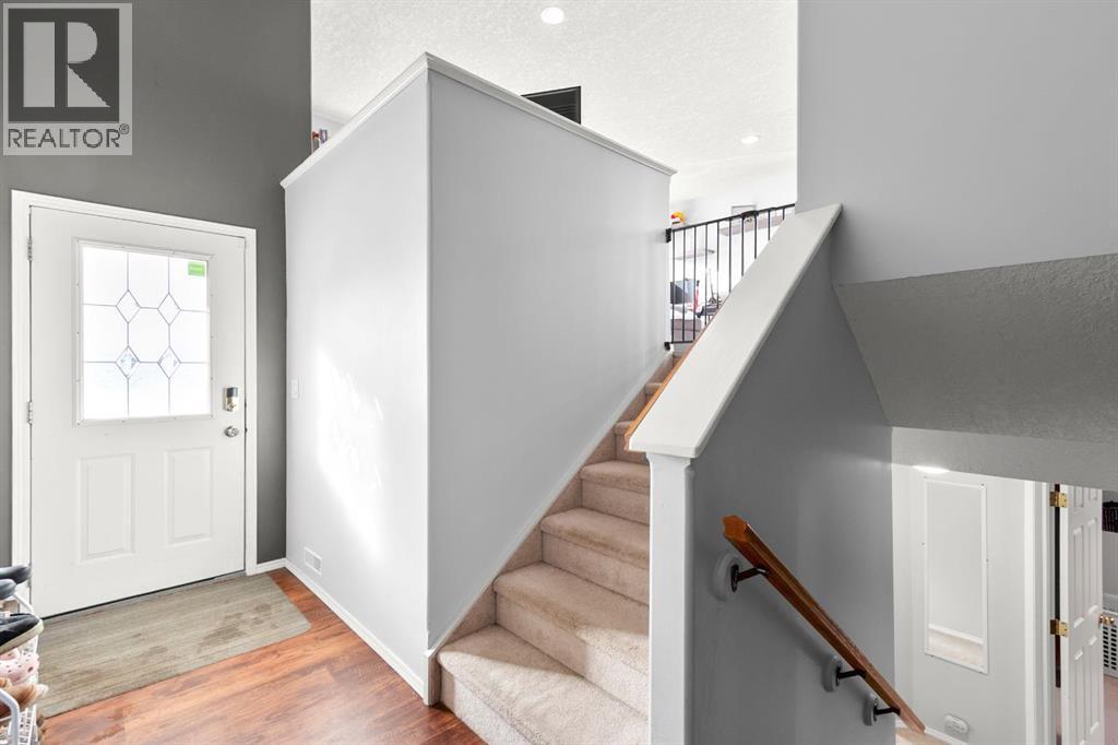 25 Park Place, Didsbury, Alberta  T0M 0W0 - Photo 5 - A2283255