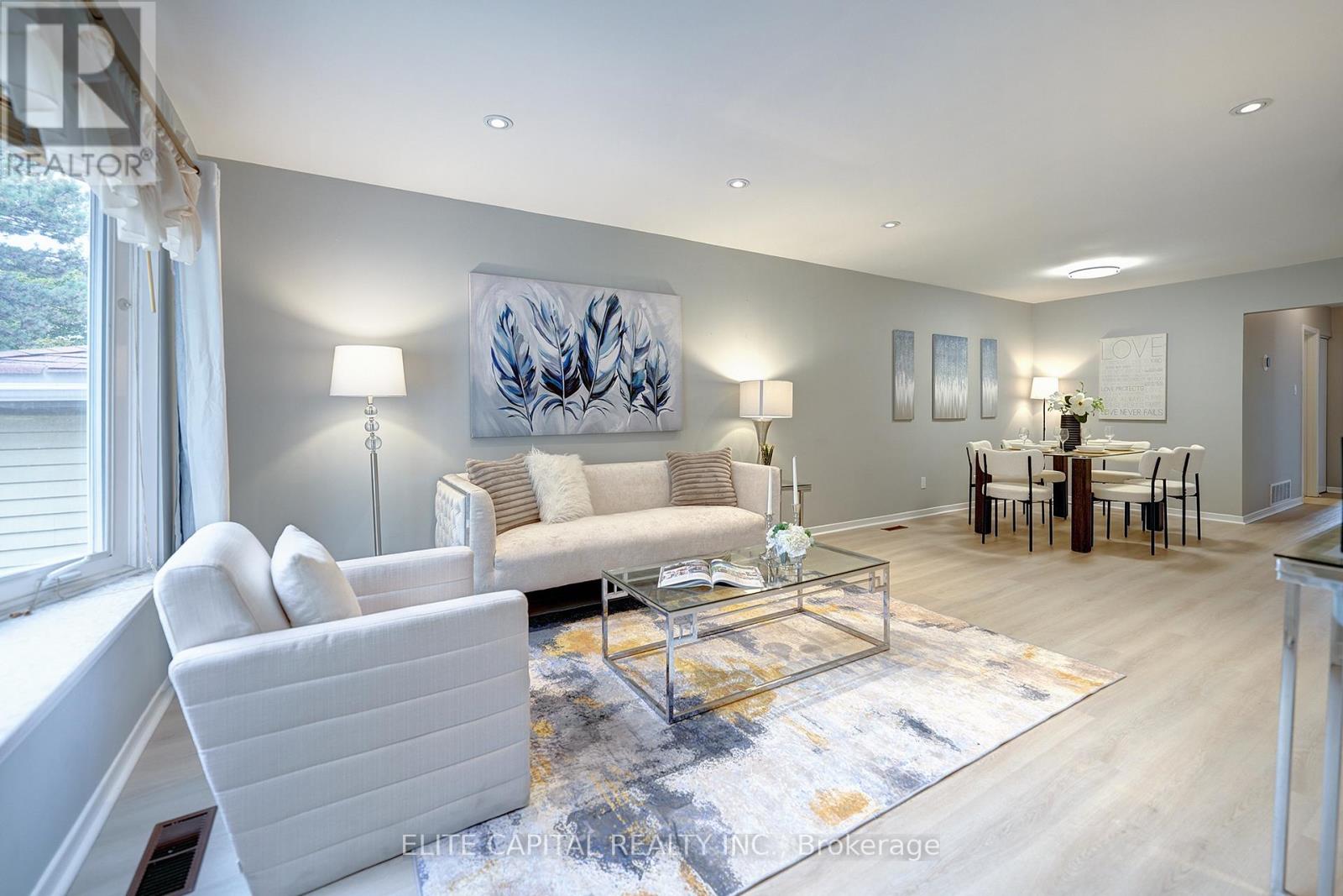 9 Snowshoe Crescent, Markham, Ontario  L3T 4M5 - Photo 2 - N12471113