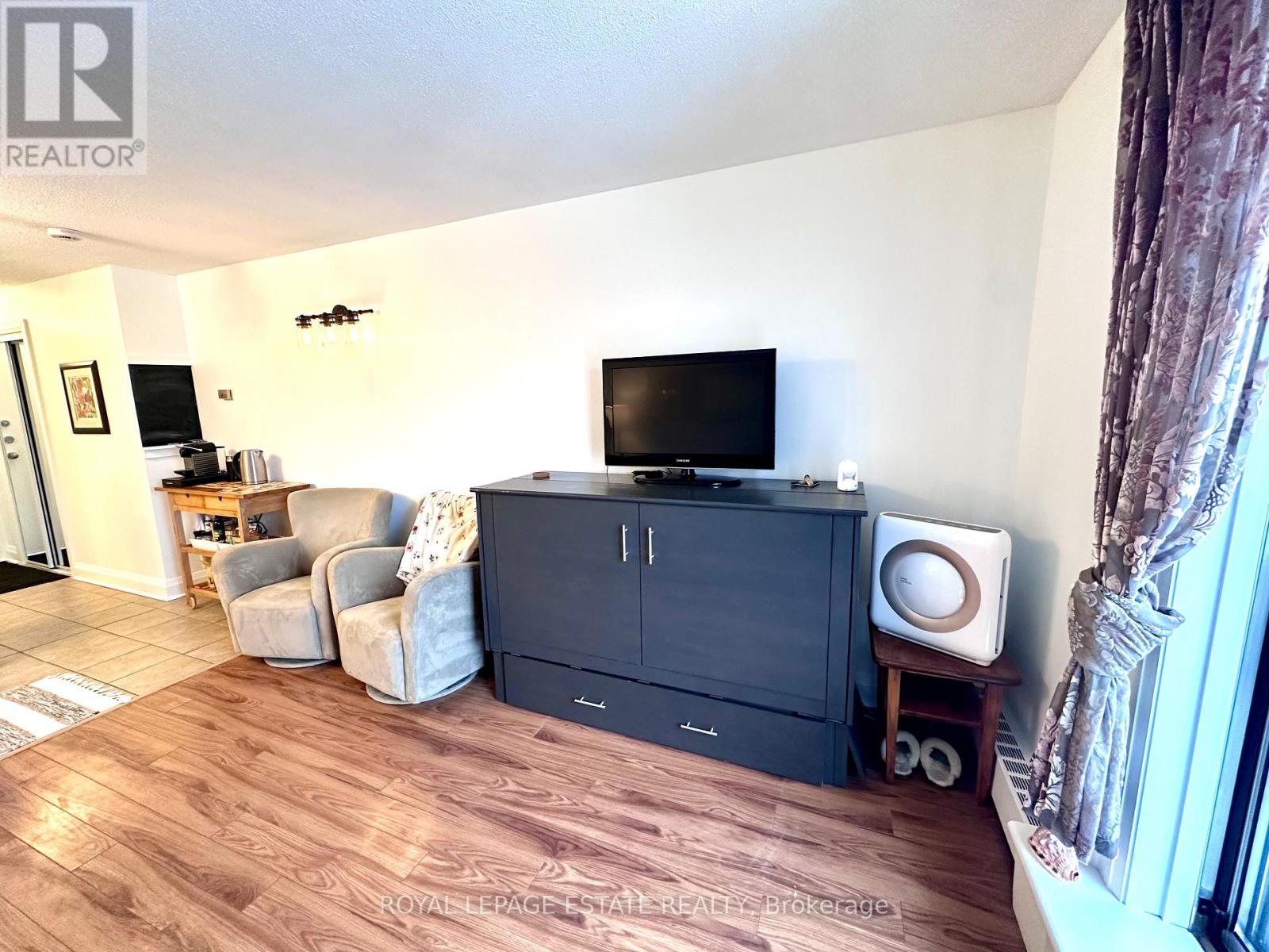 309 - 123 Woodbine Avenue, Toronto, Ontario  M4L 3V8 - Photo 13 - E12768570