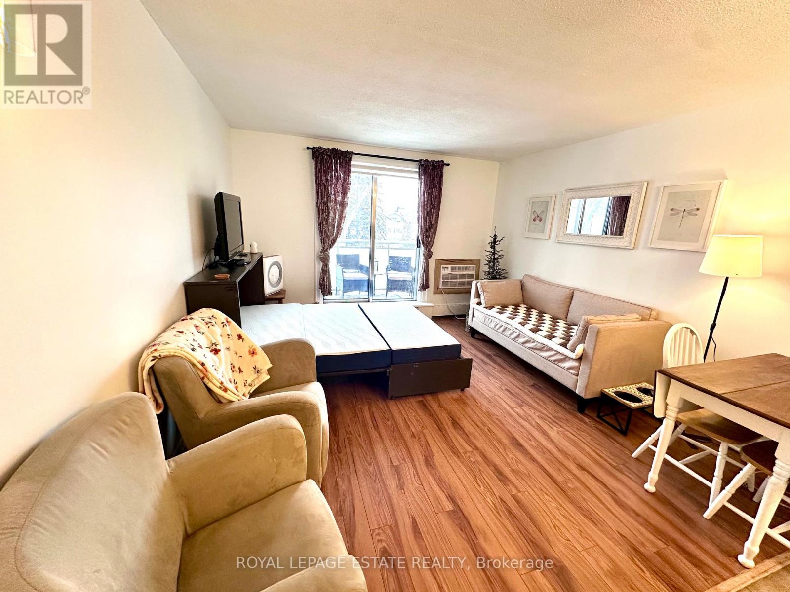 309 - 123 Woodbine Avenue, Toronto, Ontario  M4L 3V8 - Photo 5 - E12768570