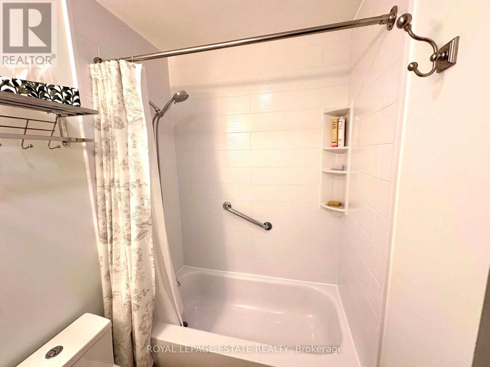 309 - 123 Woodbine Avenue, Toronto, Ontario  M4L 3V8 - Photo 8 - E12768570