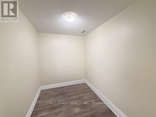 204 - 1070 Sheppard Avenue, Toronto, Ontario  M3J 0G8 - Photo 5 - W12768536