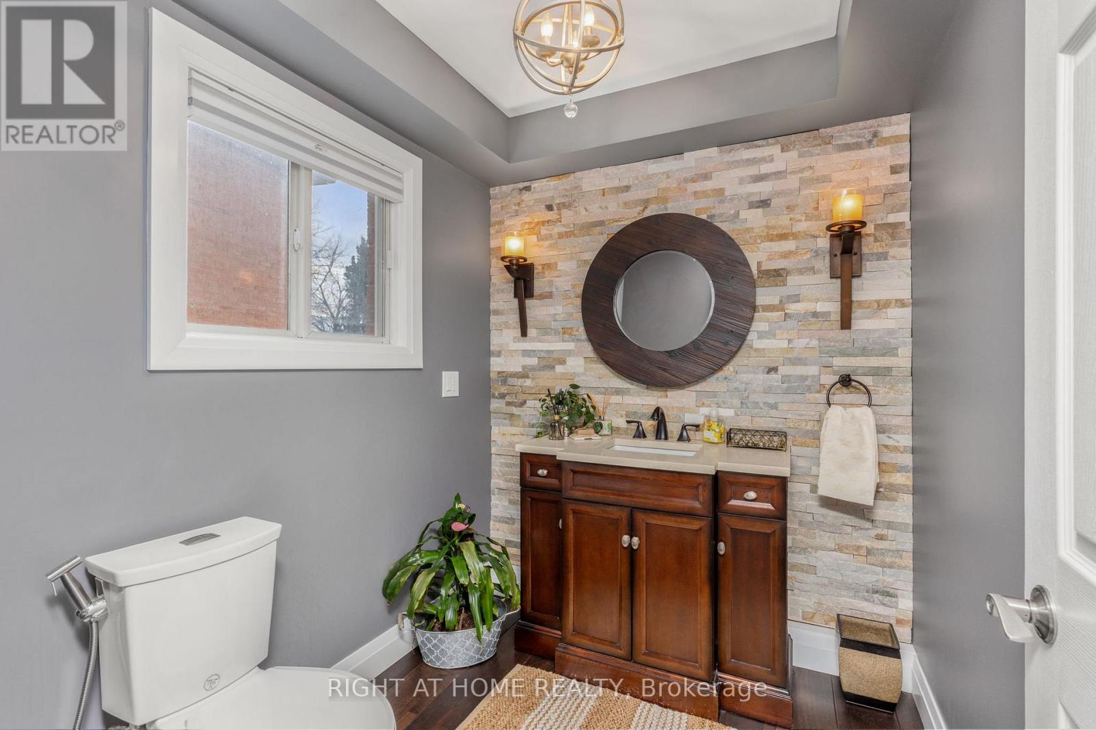 2212 Vista Oak Drive, Oakville, Ontario  L6M 3L7 - Photo 18 - W12768538