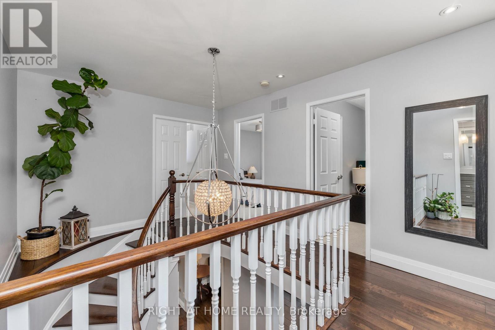 2212 Vista Oak Drive, Oakville, Ontario  L6M 3L7 - Photo 20 - W12768538